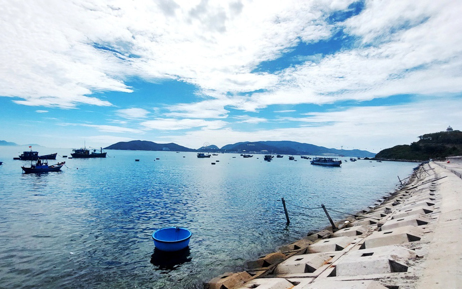 Cảnh báo sứa lửa xuất hiện ở biển Nha Trang- Ảnh 3. Muốn tái thu phí tham quan vịnh Nha Trang phải bổ sung đầy đủ pháp lý
