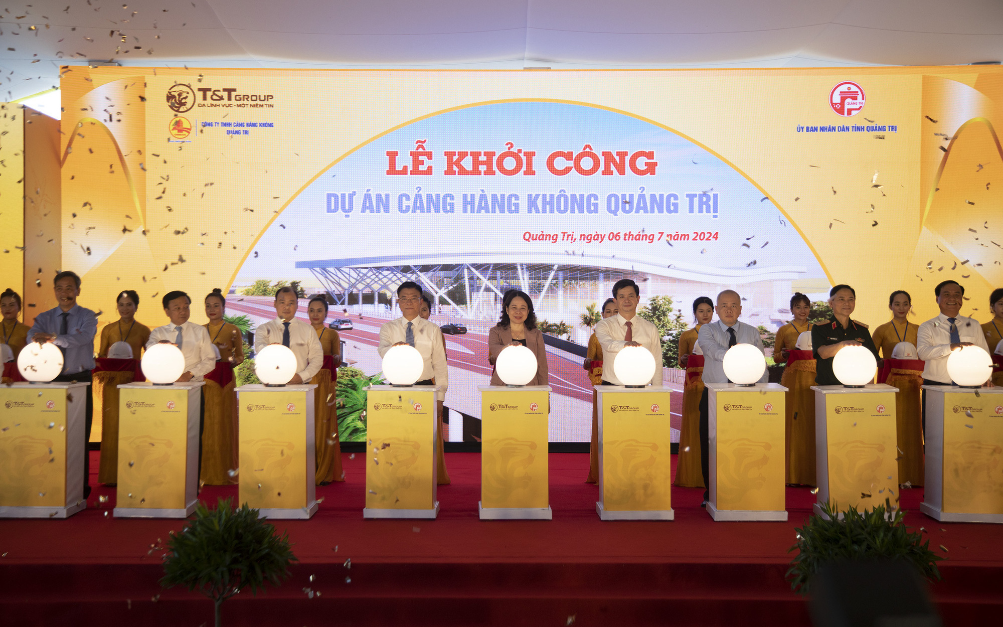 Quảng Trị hỗ trợ tối đa người dân, bàn giao mặt bằng sân bay trong tháng 12 - Ảnh 4.