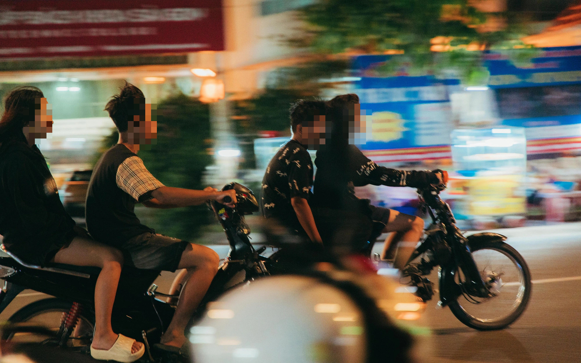Bắt 26 người tụ lạng lách, đánh võng gây náo loạn trên quốc lộ - Ảnh 3.