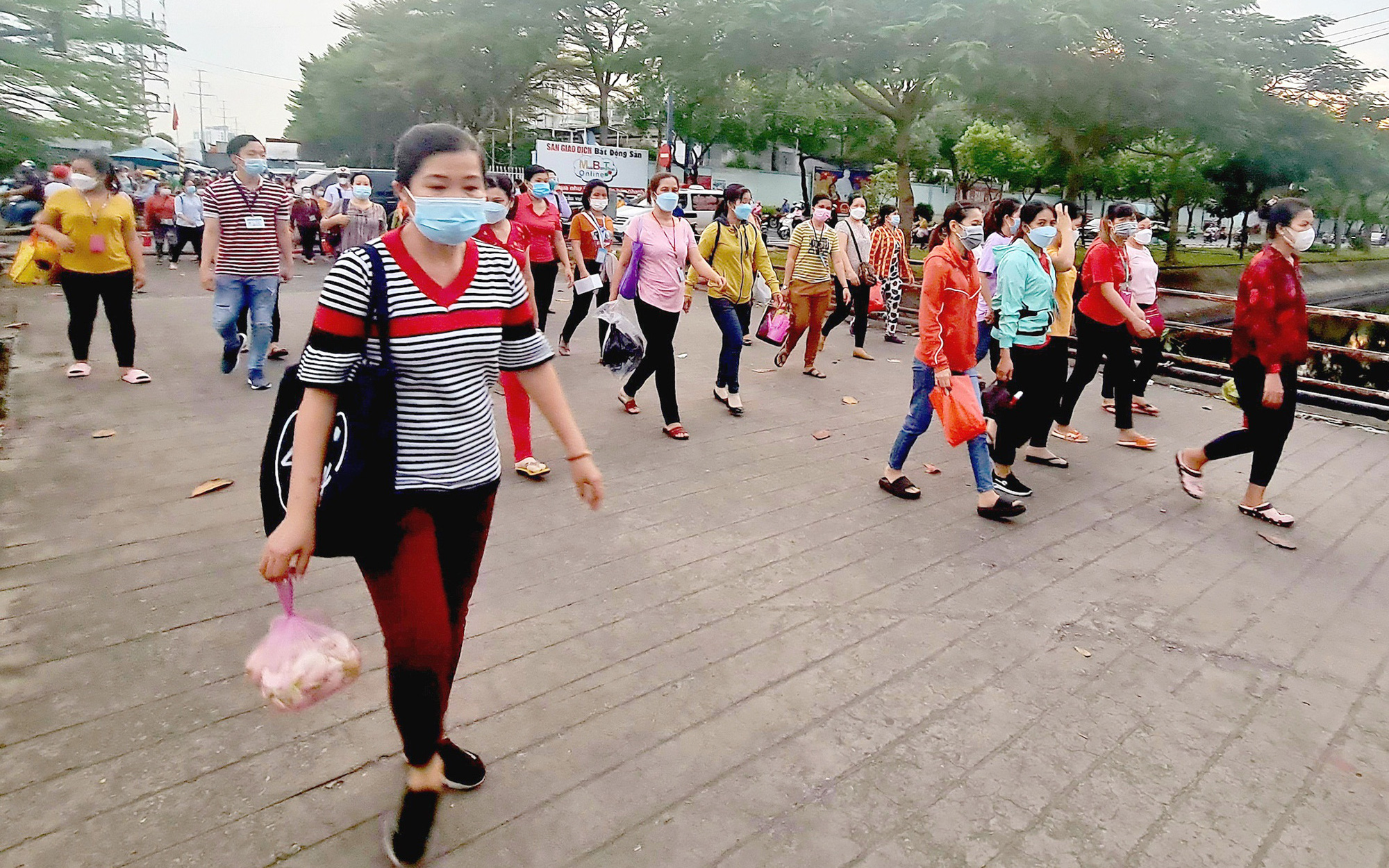 Thu nhập bao nhiêu mới trụ nổi ở thành phố - Kỳ cuối: Quản lý tiền bạc, giữ động lực lập nghiệp- Ảnh 3. Thu nhập bao nhiêu mới trụ nổi ở thành phố - Kỳ 6: Tiêu 10 triệu cũng đủ, vài chục triệu cũng thiếu