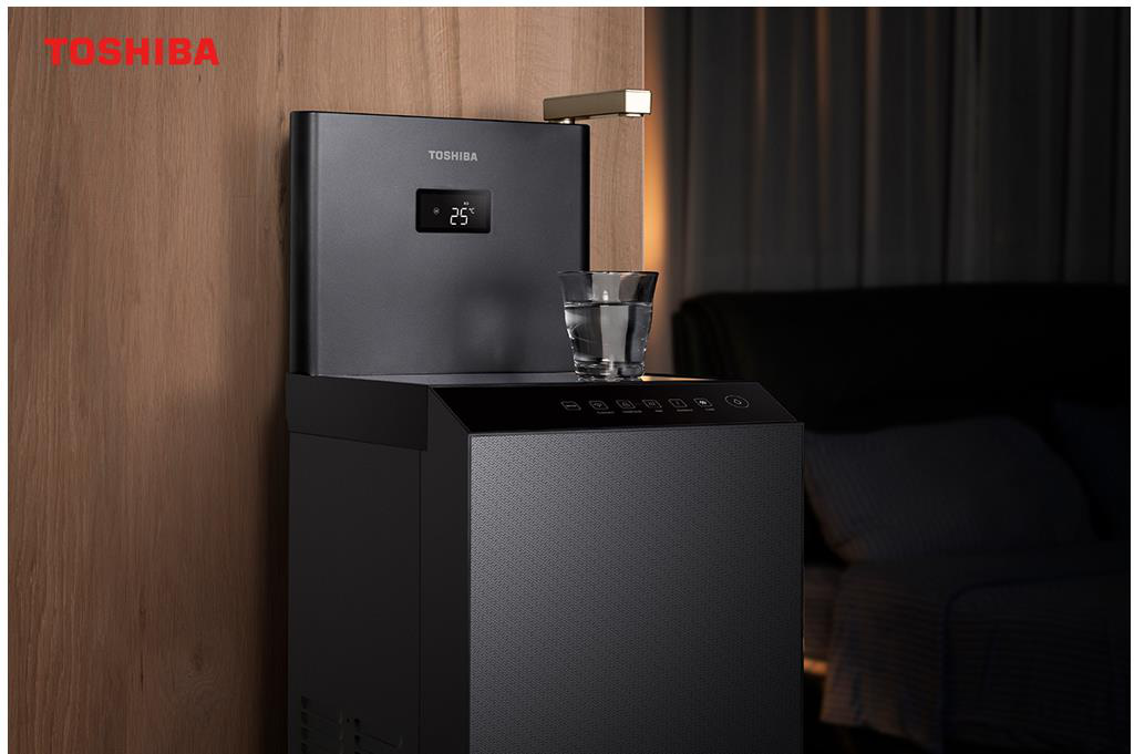 Máy lọc nước giữ khoáng: Nuôi dưỡng sức khỏe từ nguồn nước khoáng- Ảnh 4. Tính năng Cảm biến ánh sáng Eco giúp tiết kiệm điện vào ban đêm