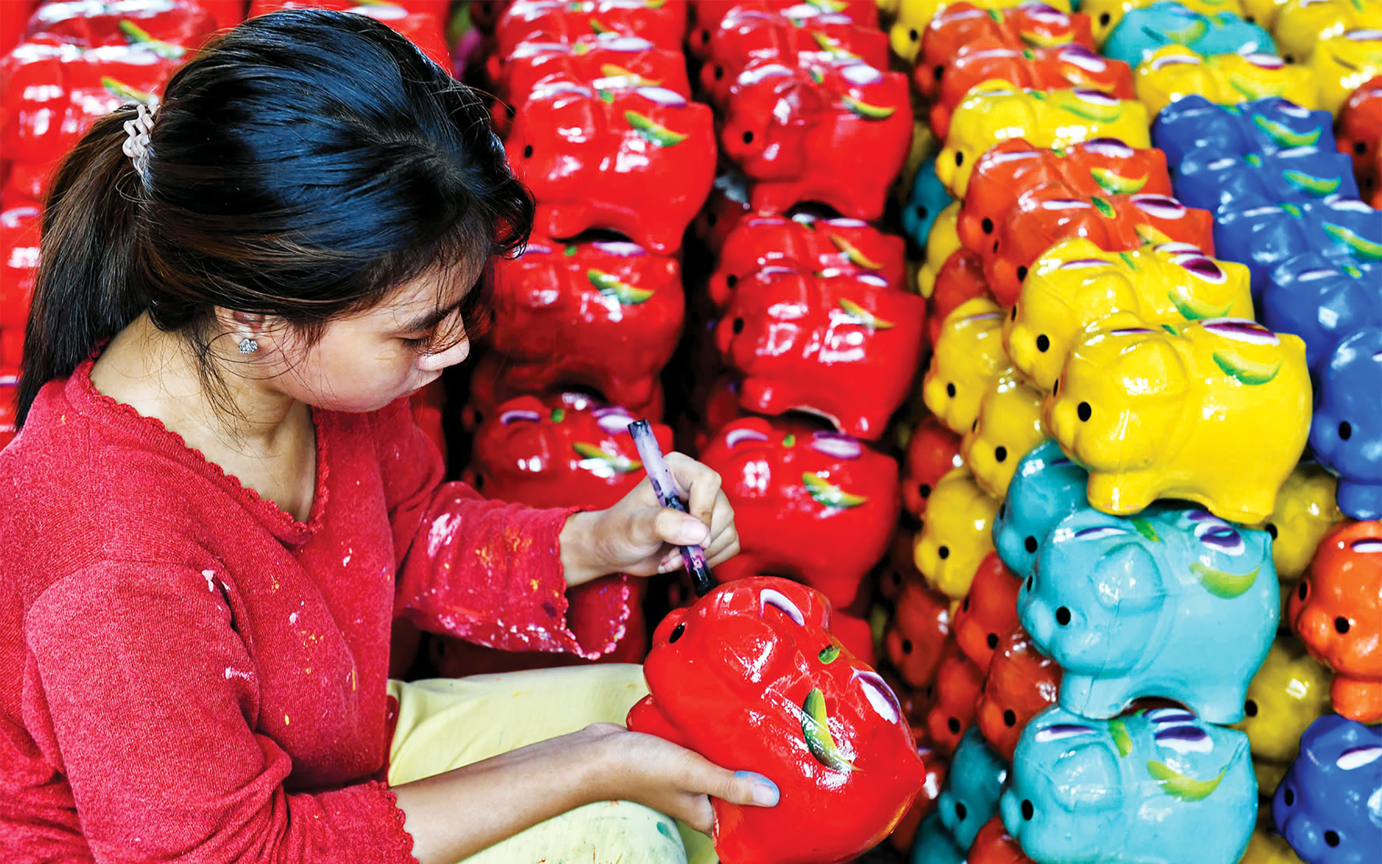 Heo đất - 'thú cưng' bằng đất đáng yêu của bao thế hệ con nít