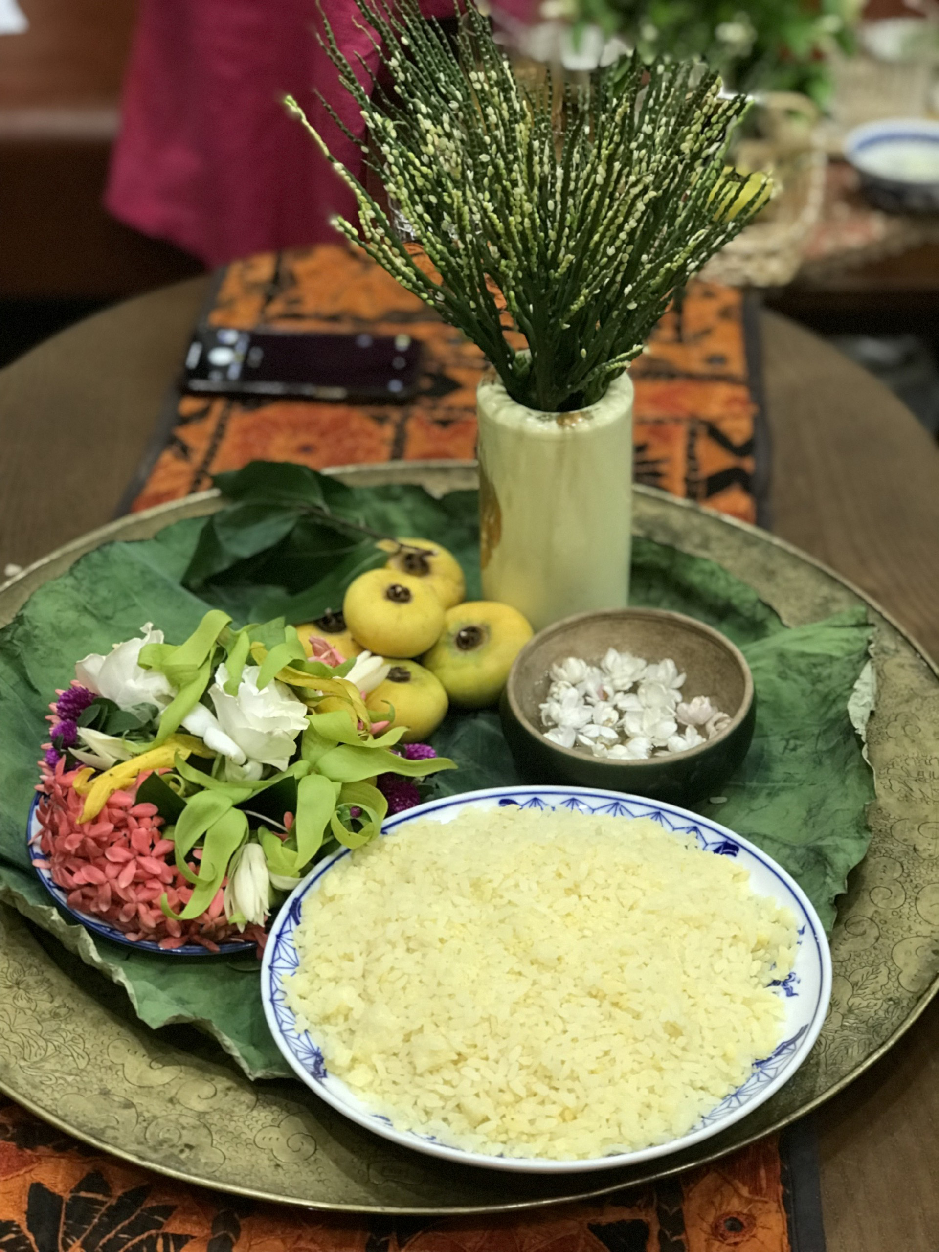 मीठे सूप के साथ चिपचिपा चावल वु लान सीज़न का आह्वान करता है - फोटो 10. Tháng bảy, xôi vò chè đường là món không thể thiếu với người Hà Nội - Ảnh: Đ.DUNG