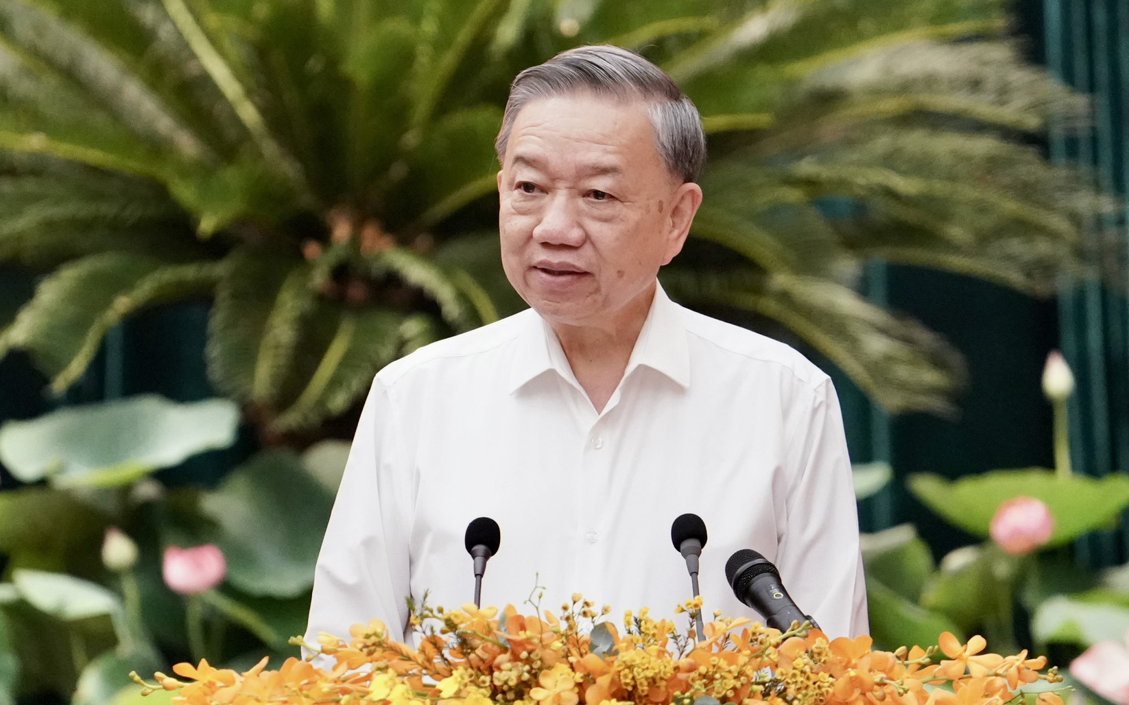 Tổng Bí thư, Chủ tịch nước Tô Lâm: Vướng mắc gia hạn dự án Mercedes là vô lý- Ảnh 4. Tổng Bí thư, Chủ tịch nước Tô Lâm: Vướng mắc gia hạn dự án Mercedes là vô lý- Ảnh 4.