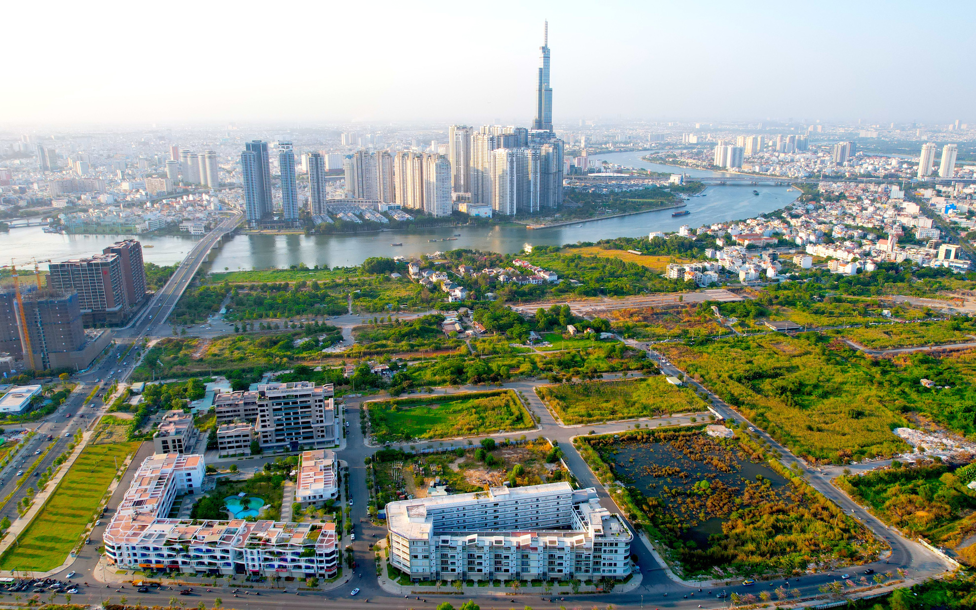 Hiểu sao cho đúng về giá đất mới?- Ảnh 3. Doanh nghiệp bất động sản nào được lợi với bảng giá đất mới?