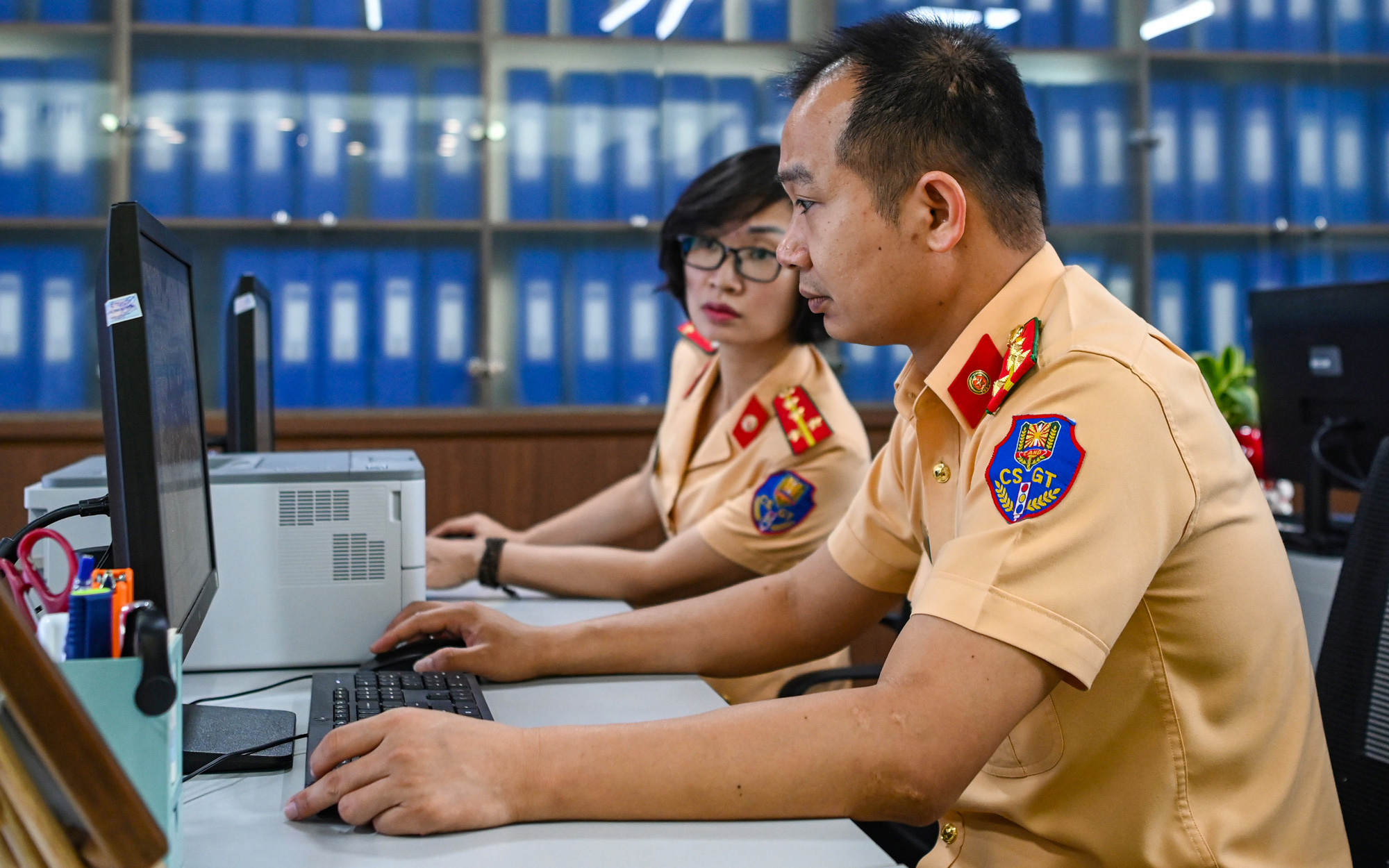 Tình huống pháp lý vụ Huấn Hoa Hồng 'kêu cứu' vì tranh chấp biển số ngũ quý 9- Ảnh 2. Chuẩn bị đấu giá biển số xe máy