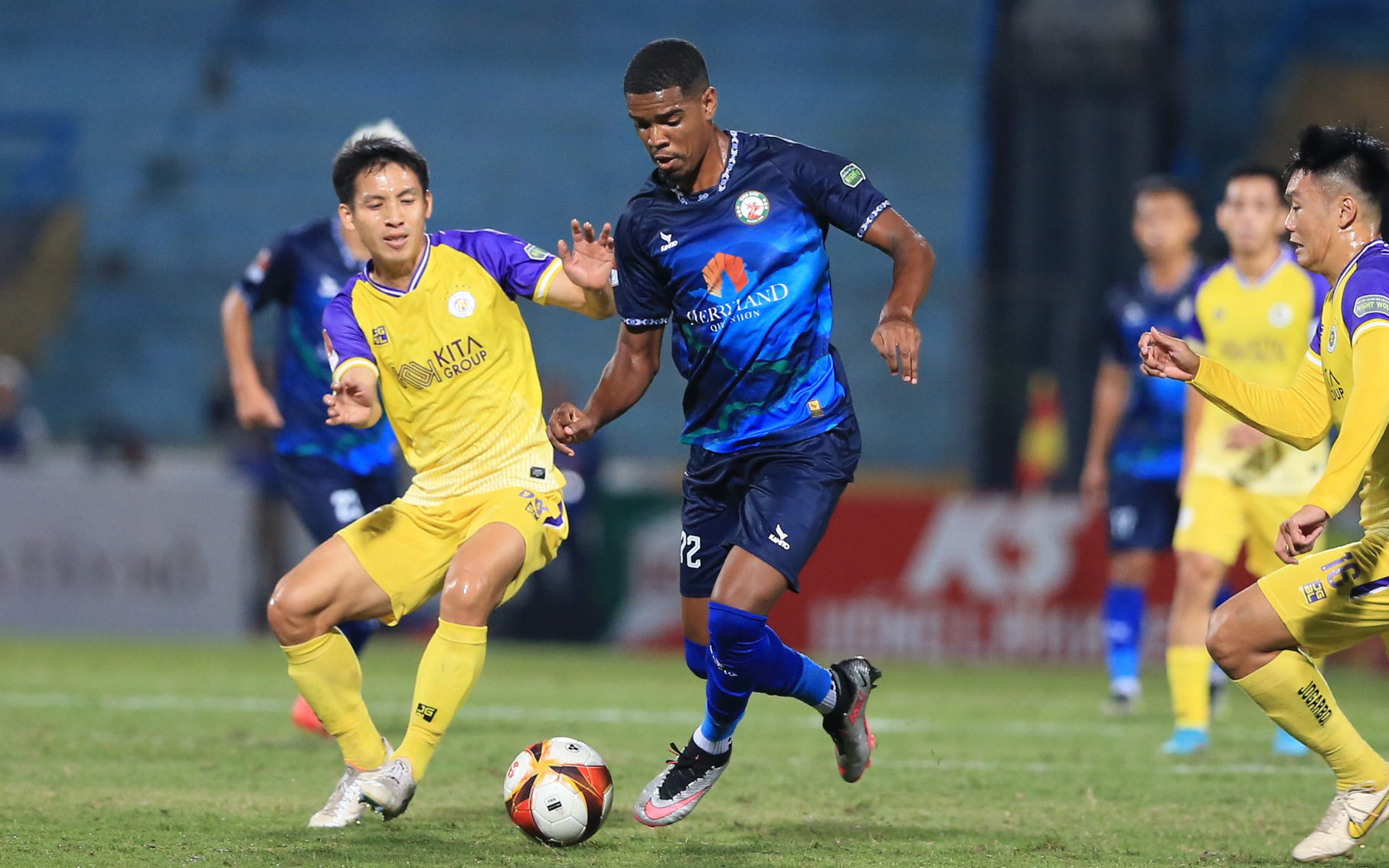 V-League 2024-2025: Nhộn nhịp mua sắm chưa từng có- Ảnh 4. Đại chiến CLB Hà Nội - Bình Định mở màn V-League 2024-2025