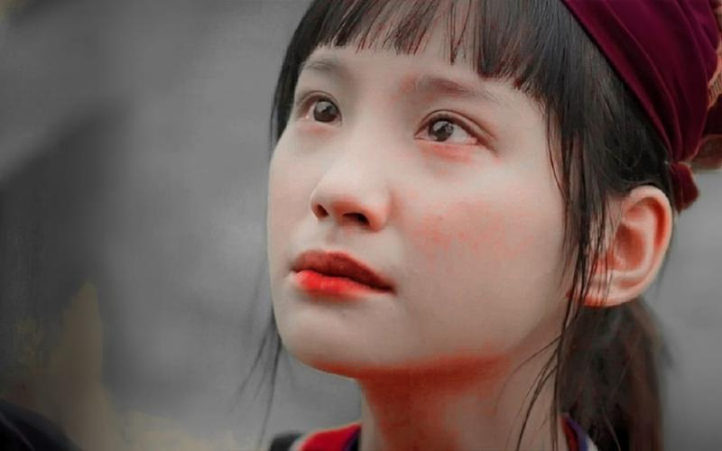 8月26日エンタメニュース：ホアイ・リン、監督に「処刑」された経験を語る - 写真2。