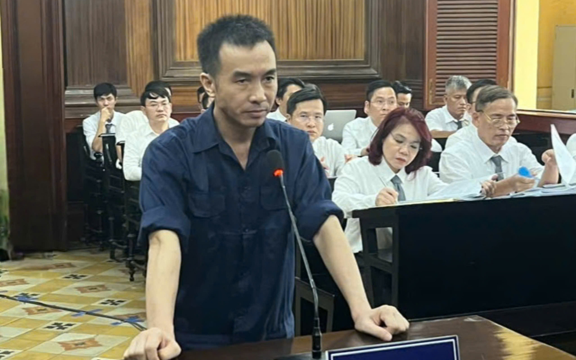 Công an Bến Tre xử phạt cát tặc hơn 10 tỉ đồng - Ảnh 2.