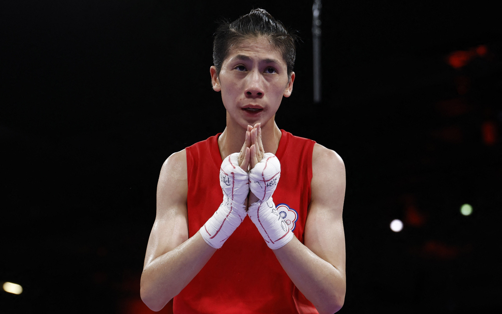 Lịch thi đấu Olympic 2024 ngày 4-8 và rạng sáng 5-8: Chung kết quần vợt, điền kinh- Ảnh 2. Nữ võ sĩ thứ 2 gây tranh cãi về giới tính ở Olympic 2024
