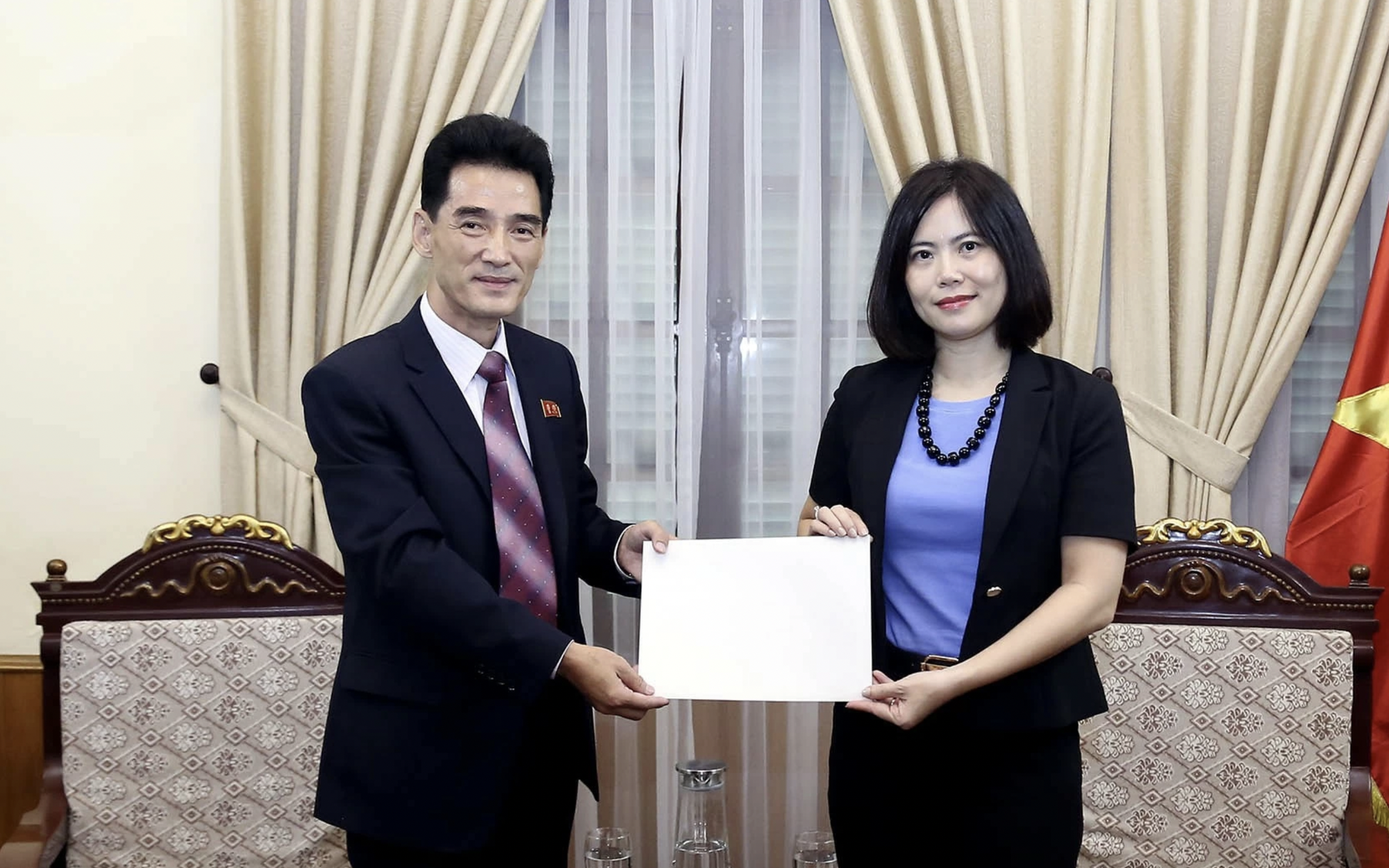 Việt Nam gửi điện thăm hỏi tình hình lũ lụt kéo dài tại Triều Tiên- Ảnh 2. Tân đại sứ Triều Tiên đến Việt Nam