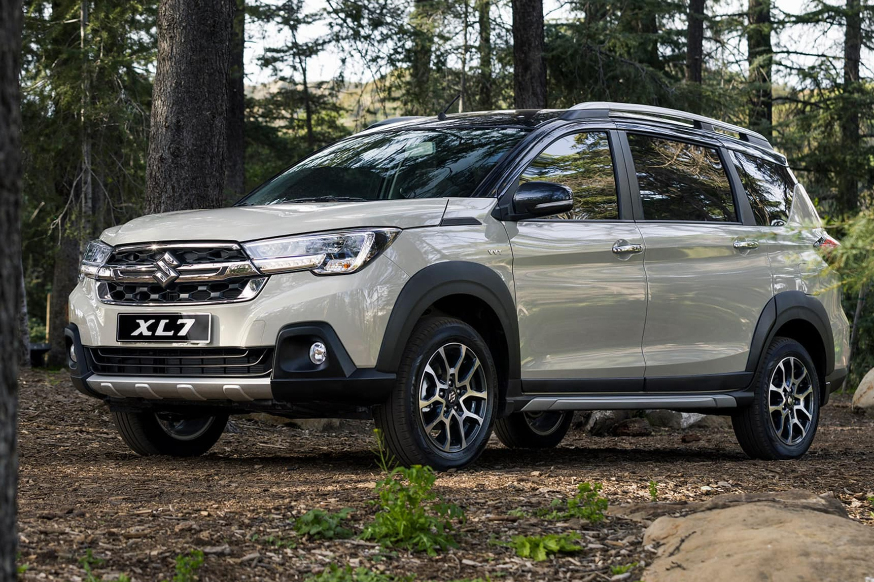 Suzuki XL7 Hybrid chốt lịch ra mắt Việt Nam, số phận Ertiga tiếp tục bỏ ngỏ- Ảnh 2. Suzuki XL7 Hybrid chốt lịch ra mắt Việt Nam, số phận Ertiga tiếp tục bỏ ngỏ- Ảnh 2.