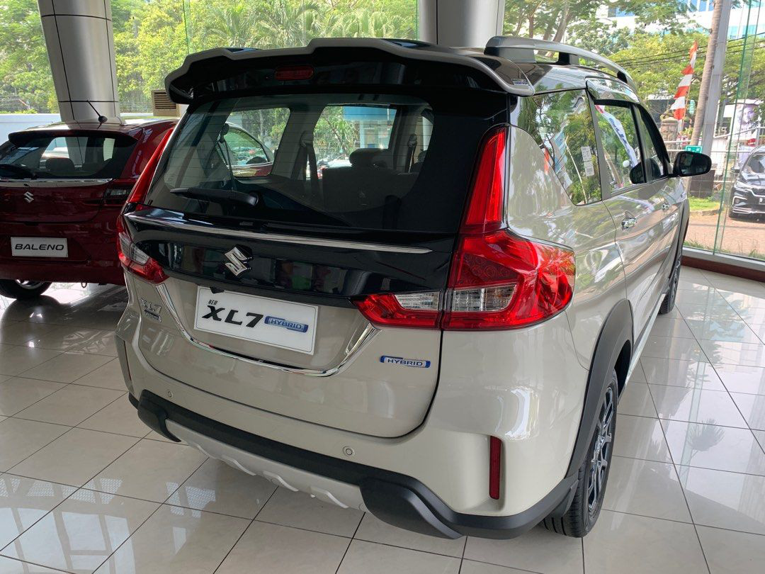 Suzuki XL7 Hybrid chốt lịch ra mắt Việt Nam, số phận Ertiga tiếp tục bỏ ngỏ- Ảnh 7. Suzuki XL7 Hybrid chốt lịch ra mắt Việt Nam, số phận Ertiga tiếp tục bỏ ngỏ- Ảnh 7.