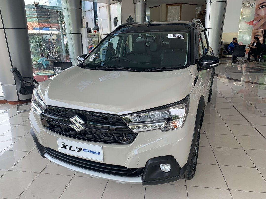 Suzuki XL7 Hybrid chốt lịch ra mắt Việt Nam, số phận Ertiga tiếp tục bỏ ngỏ- Ảnh 5. Suzuki XL7 Hybrid chốt lịch ra mắt Việt Nam, số phận Ertiga tiếp tục bỏ ngỏ- Ảnh 5.