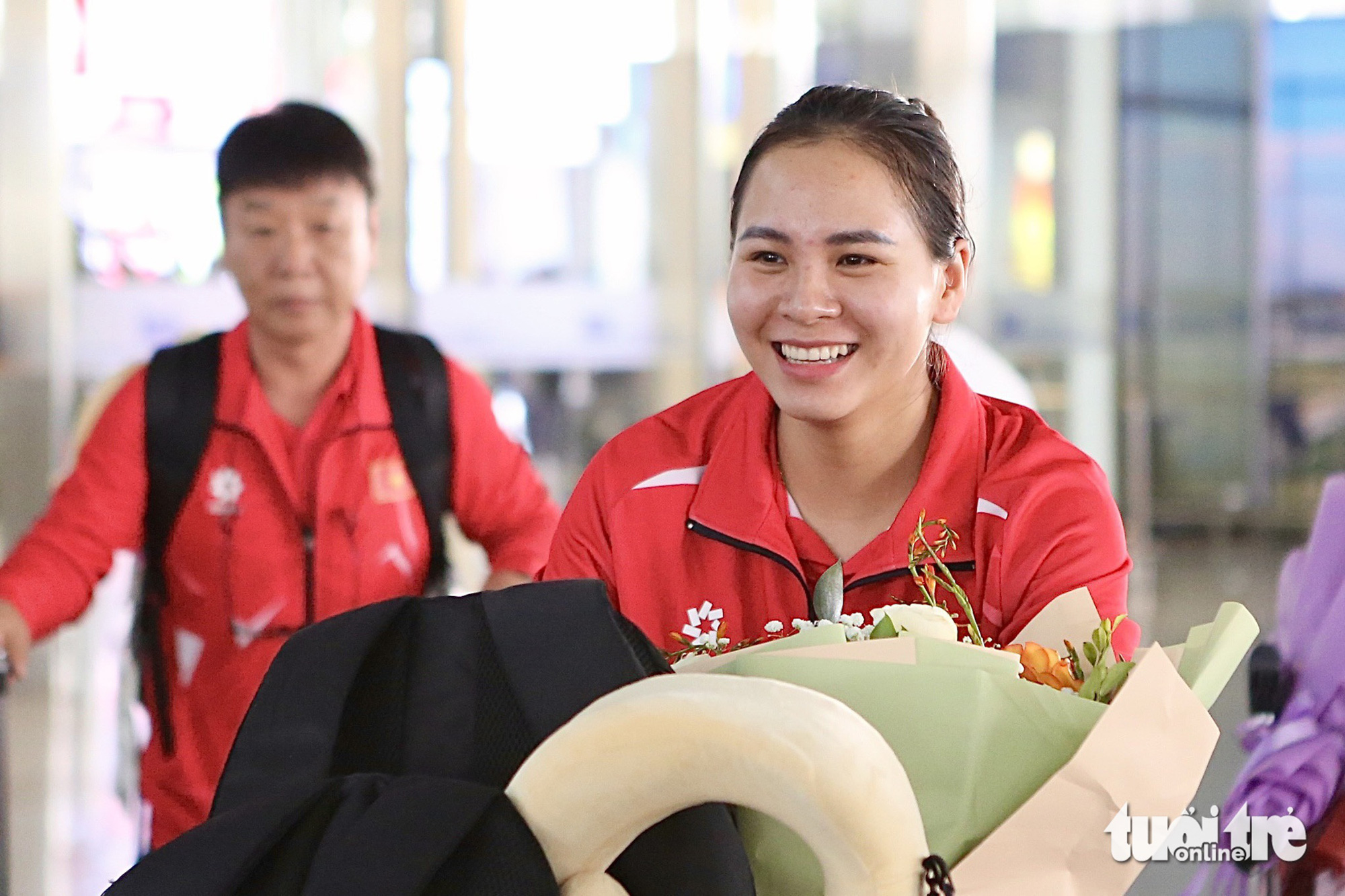 Vietnamese athletes quietly return home after the 2024 Paris Olympics ...