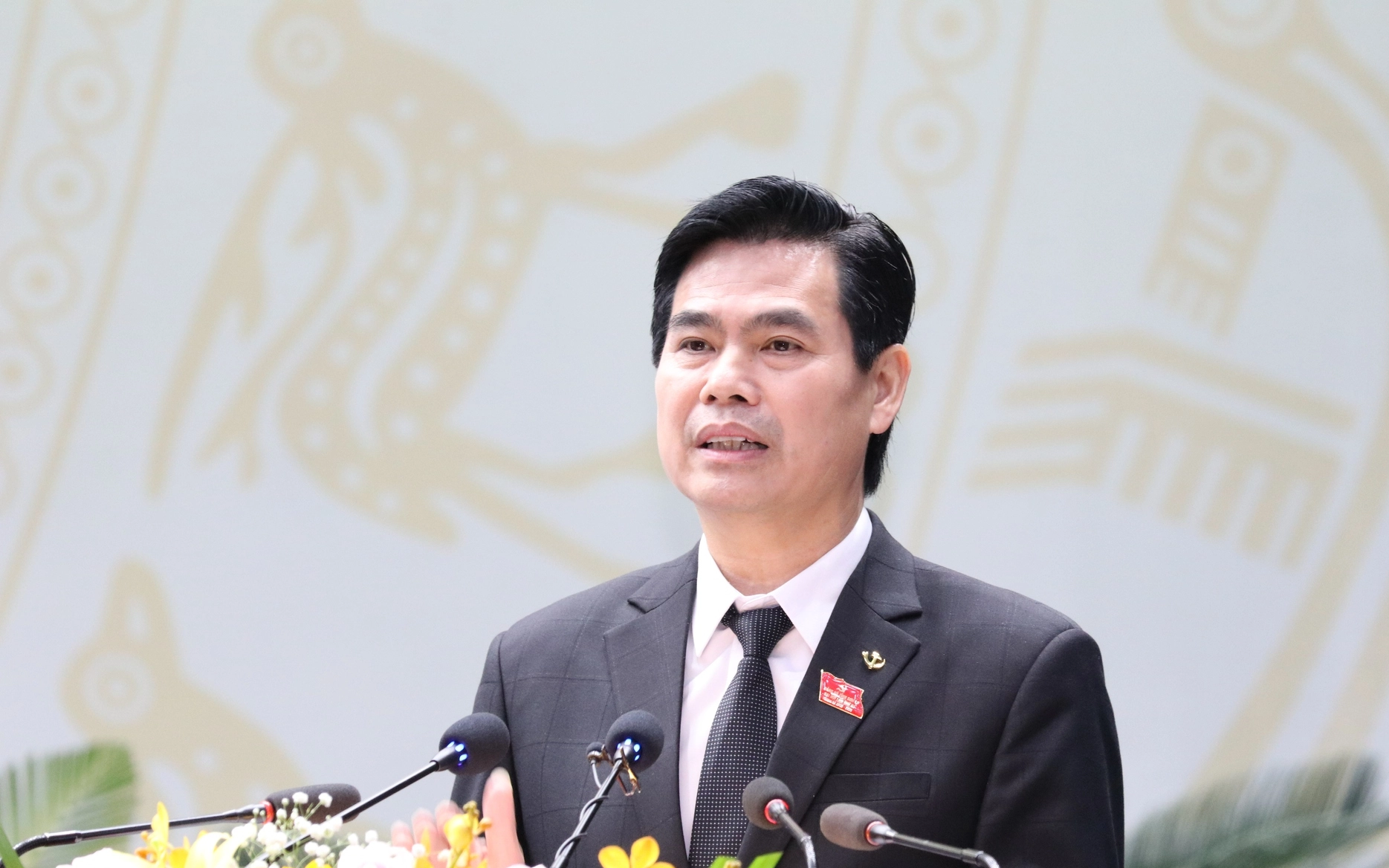 Chủ tịch tỉnh Hải Dương Triệu Thế Hùng làm phó chủ nhiệm Ủy ban Văn hóa, Giáo dục- Ảnh 3. Ông Hoàng Quốc Khánh làm bí thư Tỉnh ủy Sơn La