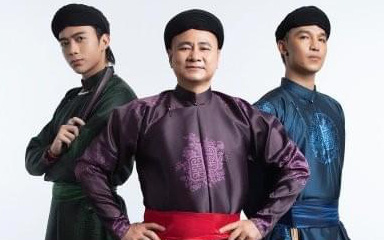 Tin tức giải trí 9-8: BlackPink đội nón lá, đeo khăn rằn; Anh trai say hi làm concert- Ảnh 8. Tin tức giải trí 8-8: Anh trai vượt ngàn chông gai xin lỗi khán giả
