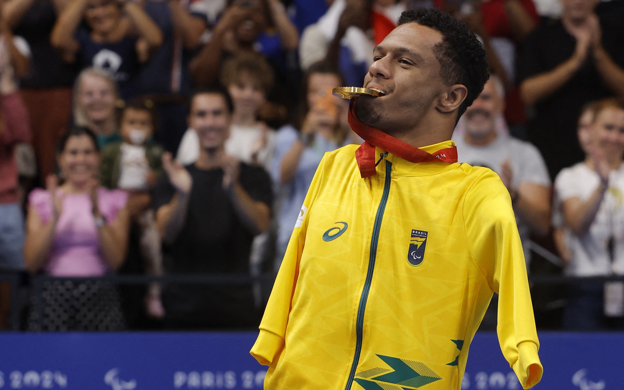 Doanh nhân Woodhall tài sản trăm tỷ thi đấu Paralympic vì đam mê - Ảnh 4.