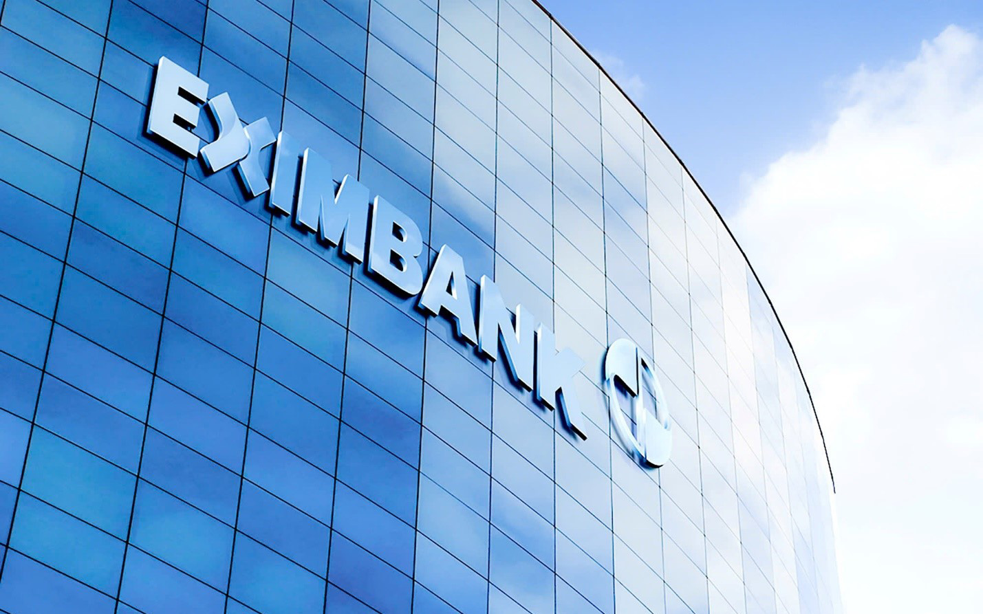 'Chuyển nợ dễ dàng, lãi suất khẽ khàng' cùng Eximbank - Ảnh 2.