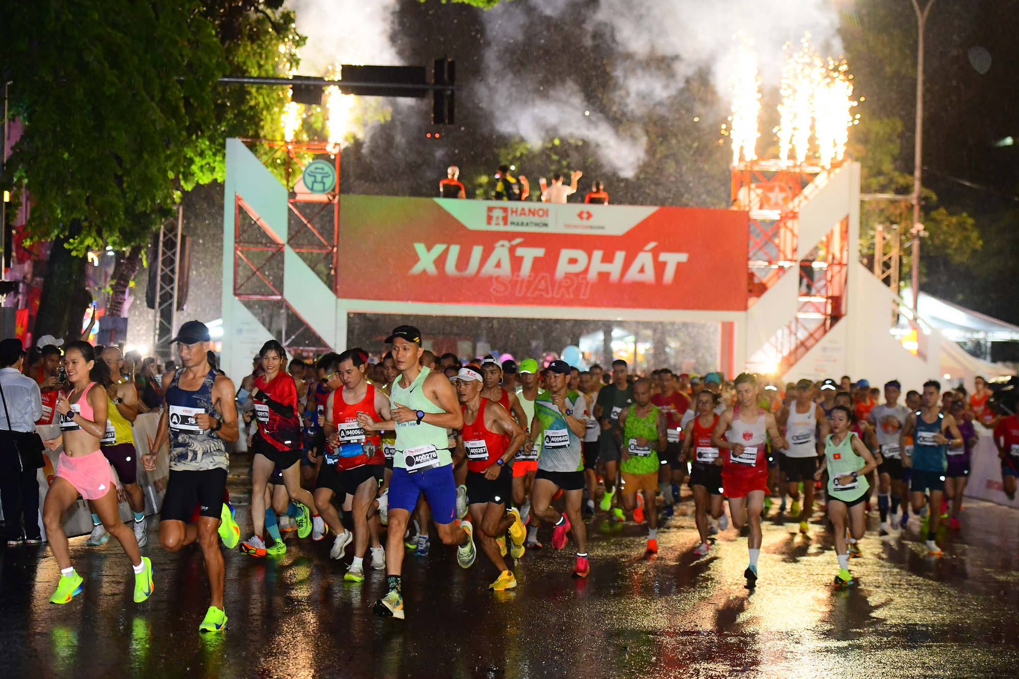 Giải marathon quốc tế Hà Nội Techcombank mùa 3: Hành trình của tinh thần thể thao kiên định, mạnh mẽ - Ảnh 4.