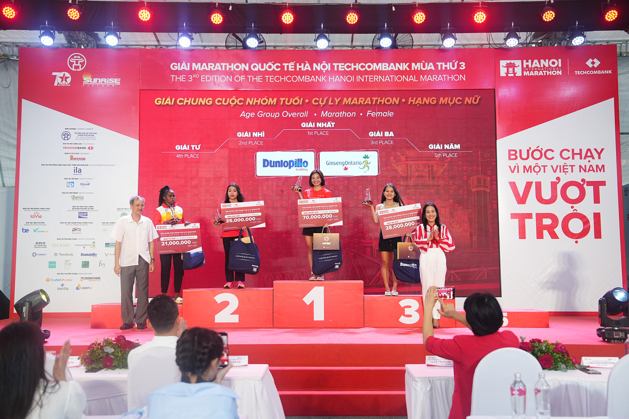 Giải marathon quốc tế Hà Nội Techcombank mùa 3: Hành trình của tinh thần thể thao kiên định, mạnh mẽ - Ảnh 2.