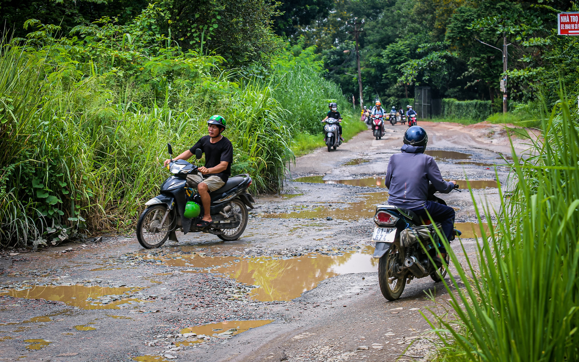 Gắn bó mãi với làng đại học - Ảnh 4.