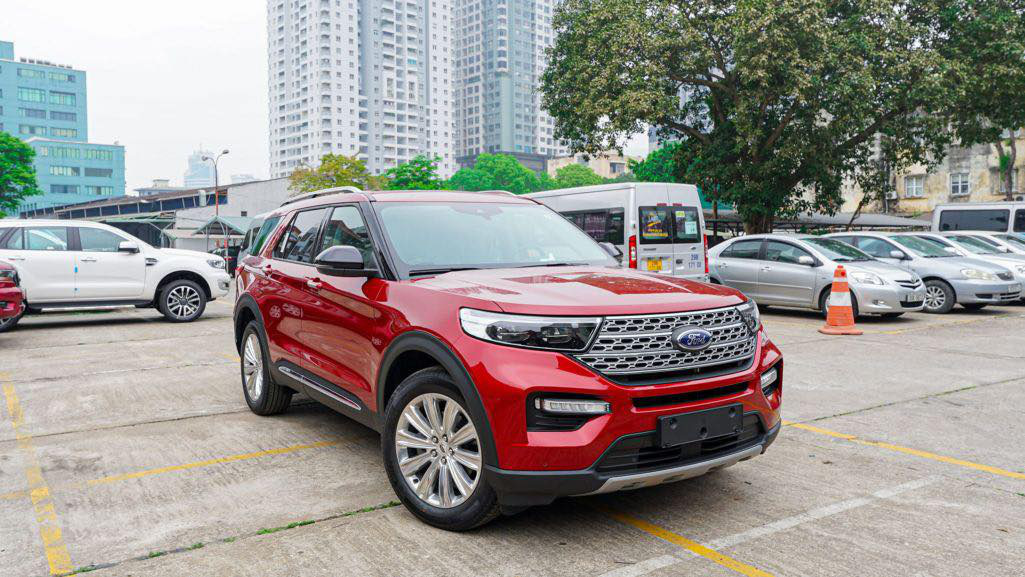 Tin tức giá xe: Ford Explorer giảm tới 249 triệu tại đại lý, nhưng có một điểm cần đánh đổi - Ảnh 3.