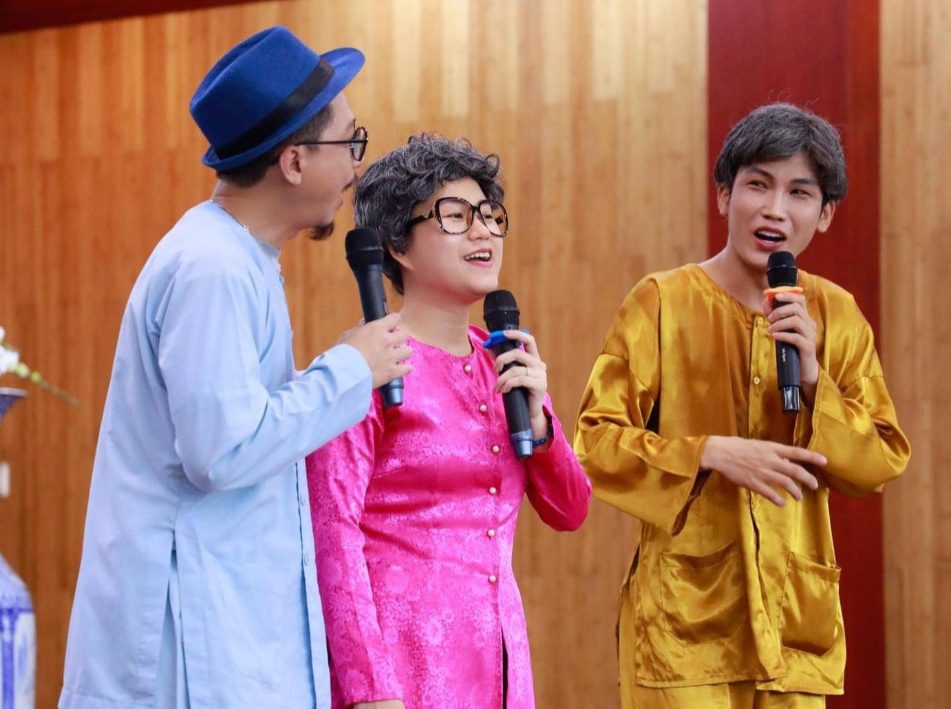 کای لونگ در رپ ویتنامی: هنوز نترسیدی؟ - عکس ۵. Cải lương vào Rap Việt: Em hú hồn chưa em? - Ảnh 5.