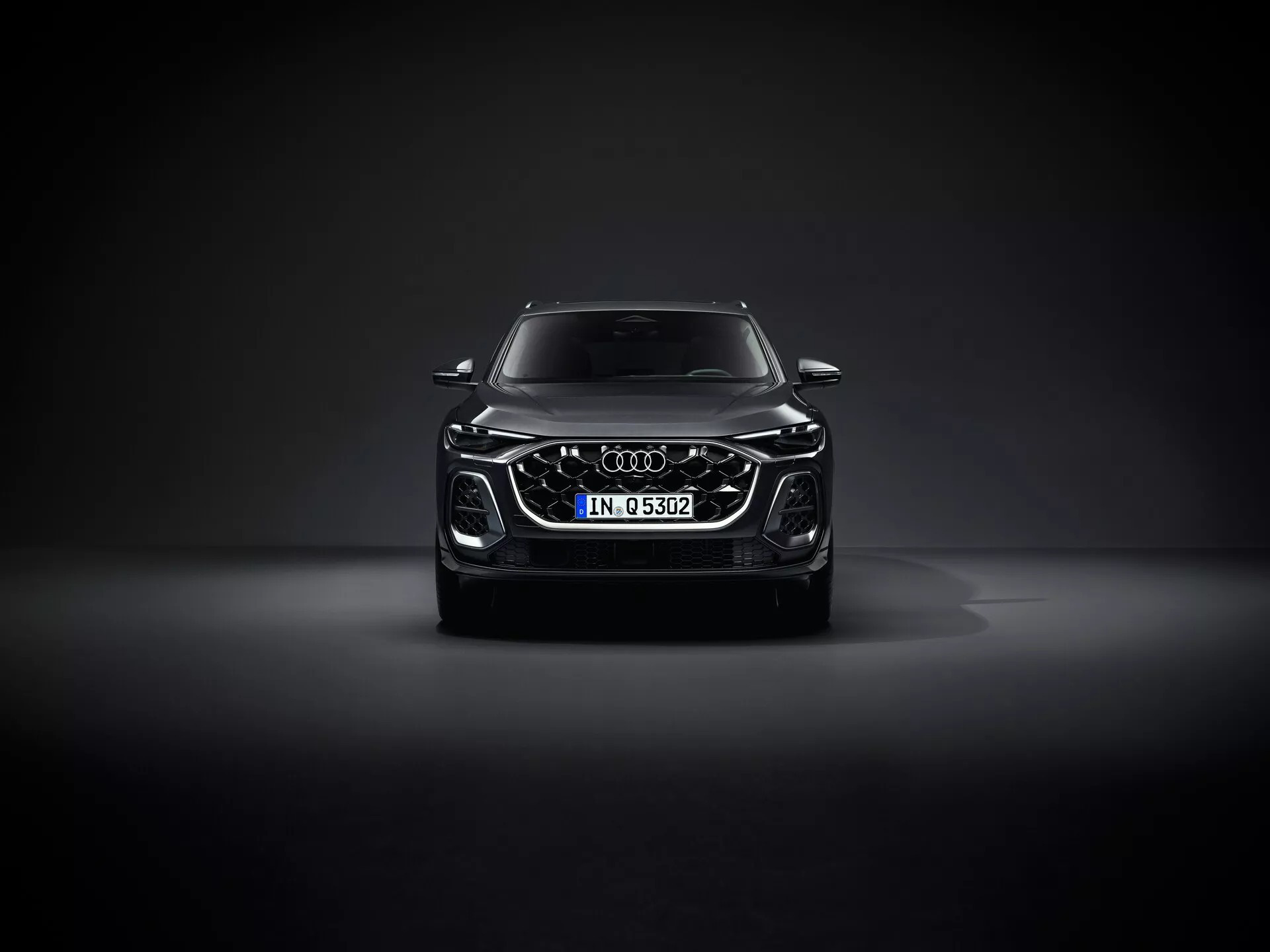 Audi Q5 2025 ra mắt: Nội thất rộng nhất lịch sử, 3 màn hình ‘hot trend’, bản base mạnh hơn 200 mã lực đấu GLC- Ảnh 9. Audi Q5 2025 ra mắt: Nội thất rộng nhất lịch sử, 3 màn hình ‘hot trend’, bản base mạnh hơn 200 mã lực đấu GLC- Ảnh 9.