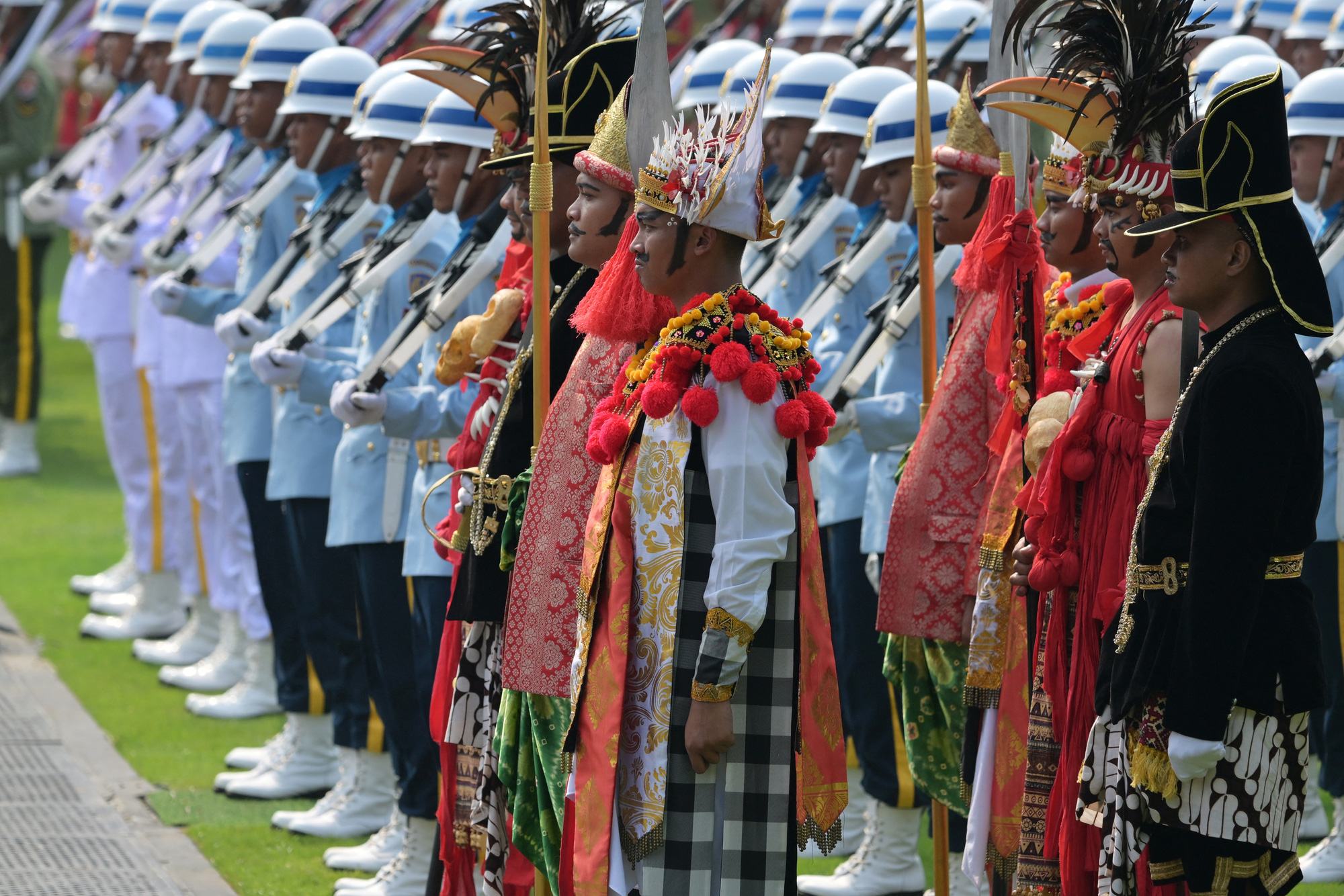 Hàng triệu tín hữu Công giáo Indonesia dõi theo Giáo hoàng Francis - Ảnh 4.