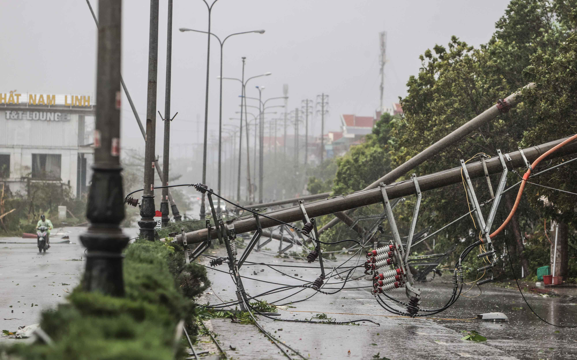 Cập nhật diễn biến bão số 3 (Yagi): bão đổ bộ vào Quảng Ninh, Hải Phòng, Hải Dương