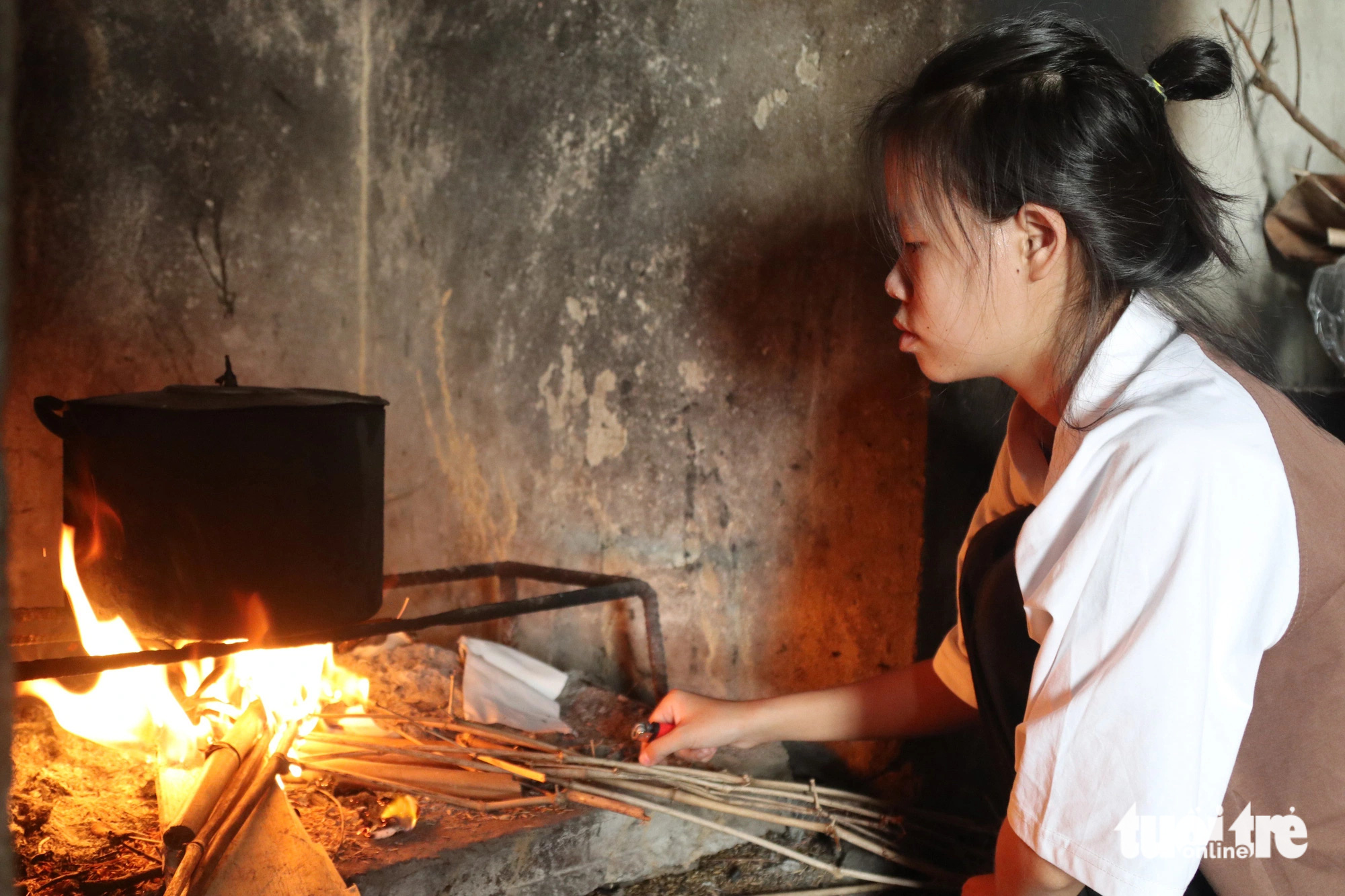 Rồi bà cũng ra đi, Hải thành ngọn lửa cuối cùng trong căn nhà trống - Ảnh 2.