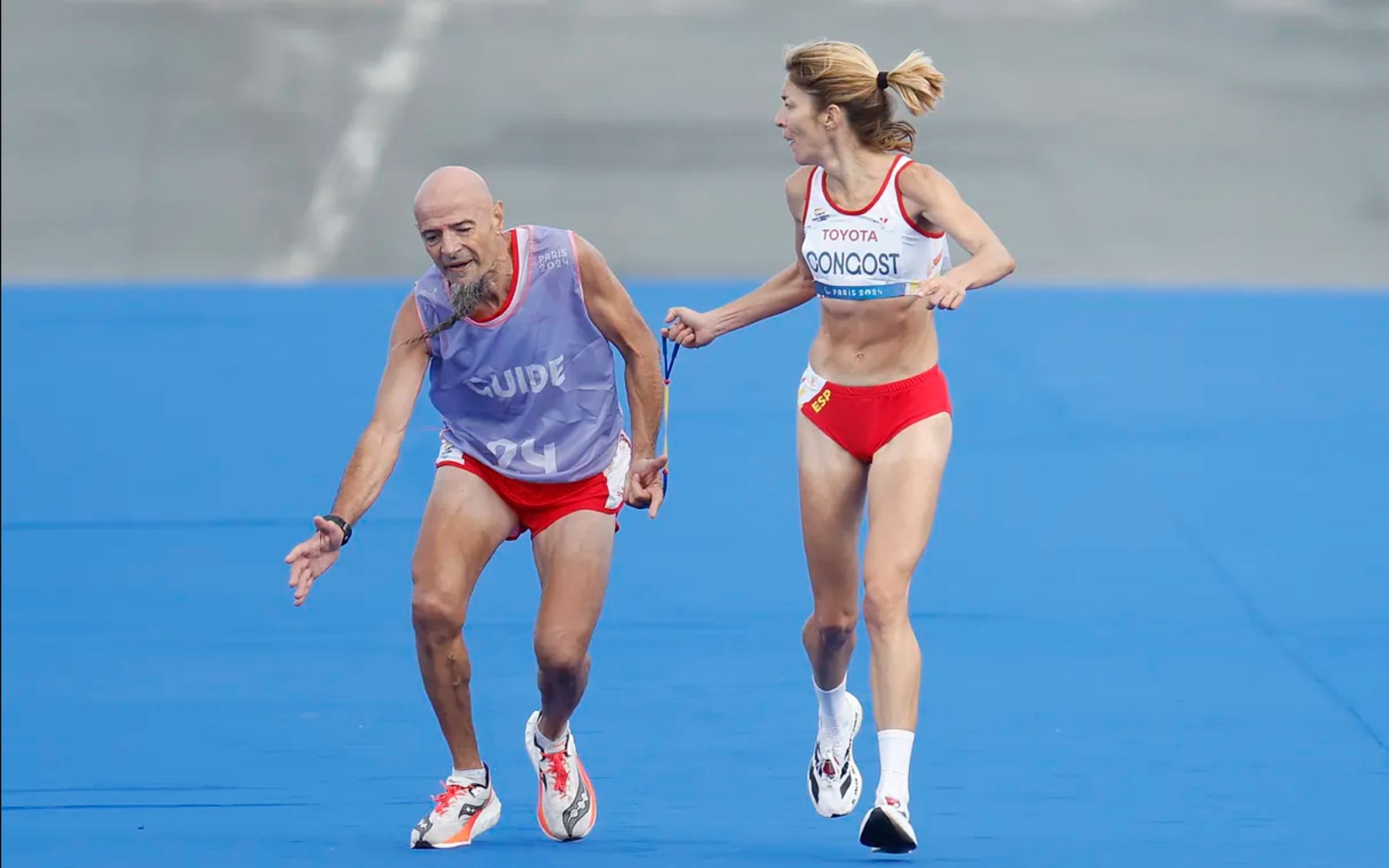 Huy chương Olympic 120 năm tuổi bán được hơn 13 tỷ đồng - Ảnh 3.