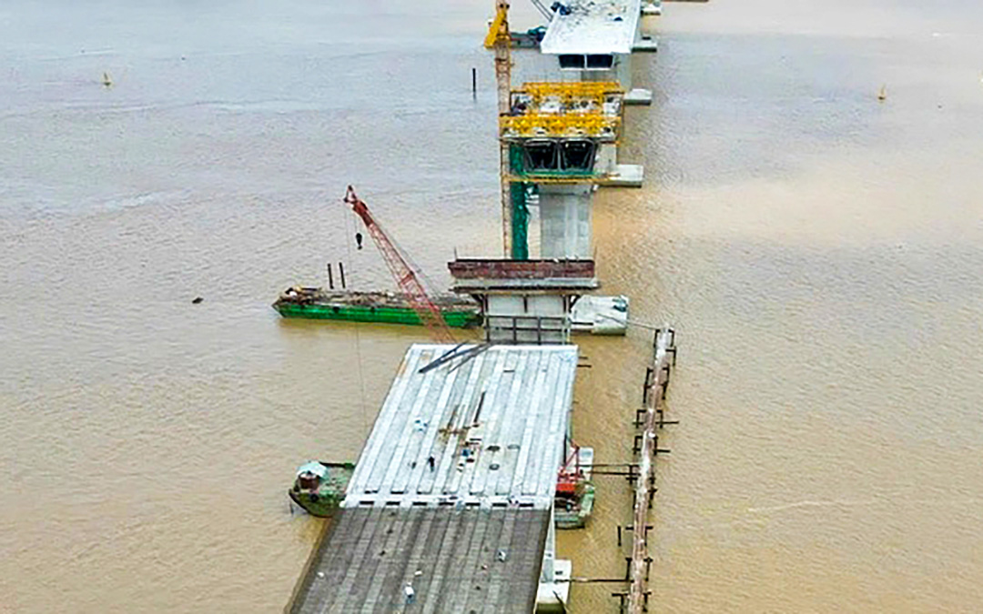 Cầu lớn nhất vành đai 3 TP.HCM hợp long 2 nhịp giữa sông Đồng Nai - Ảnh 2.