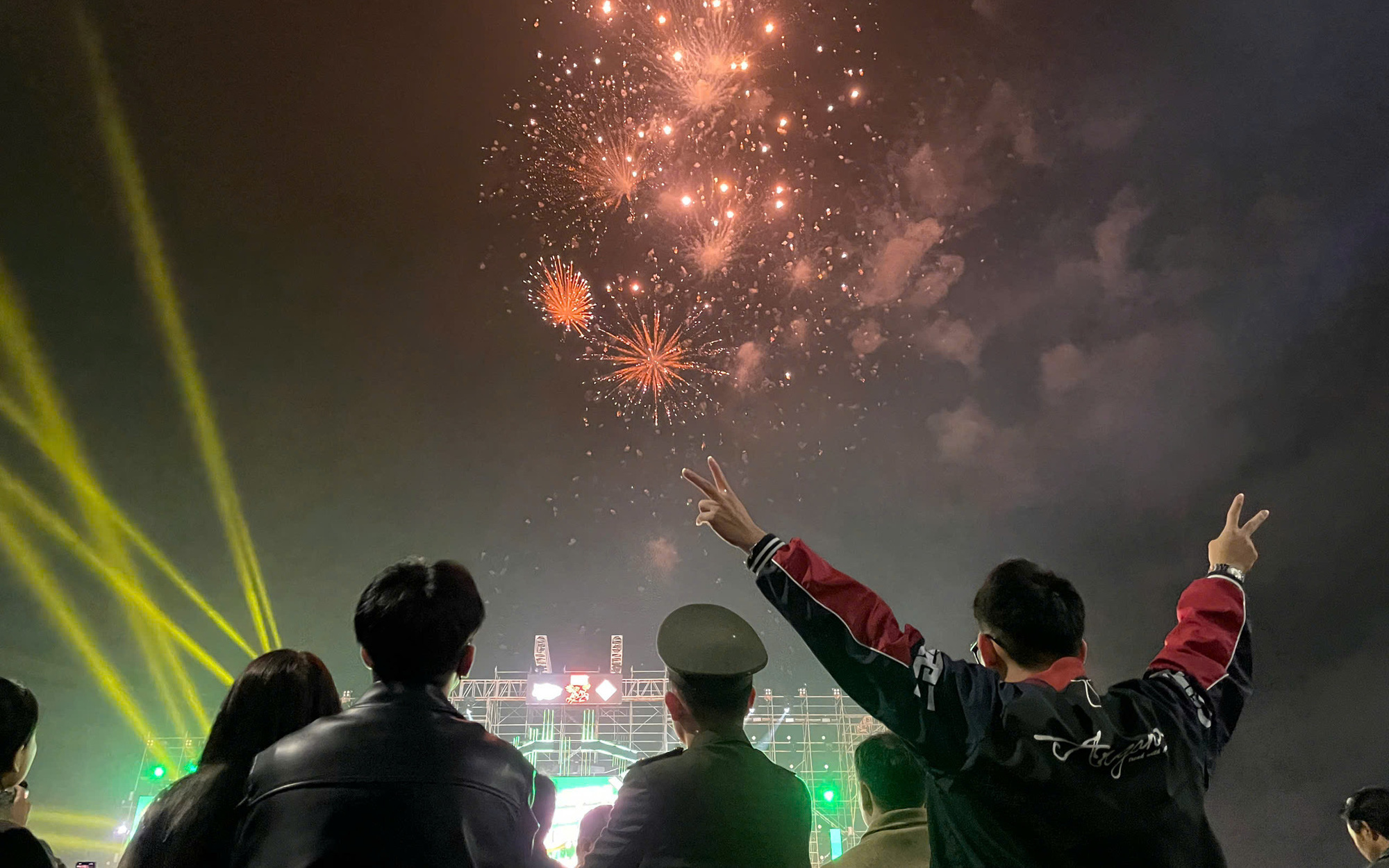 Tái hiện lễ thiết triều đầu năm ở hoàng cung Huế chào năm mới 2025 - Ảnh 2.