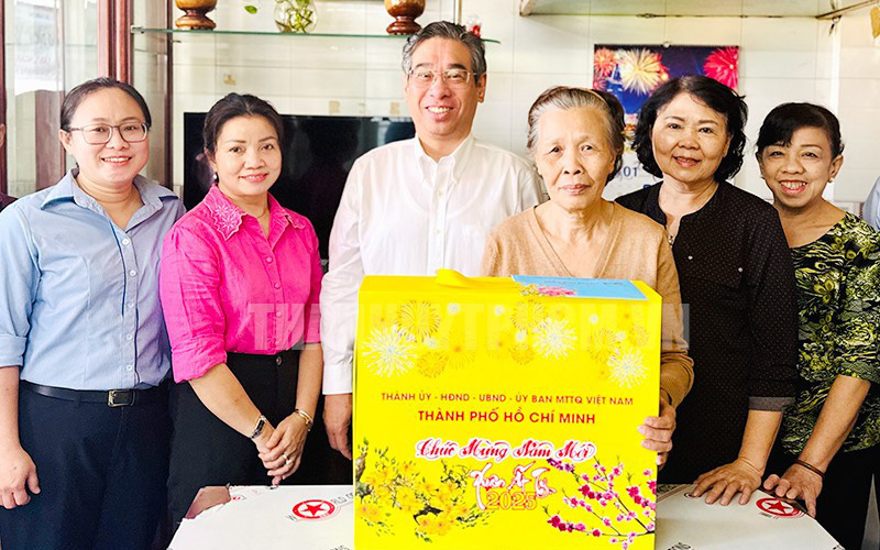 Phó chủ tịch nước Võ Thị Ánh Xuân thăm chúc tết đồng bào Tây Nguyên - Ảnh 6.