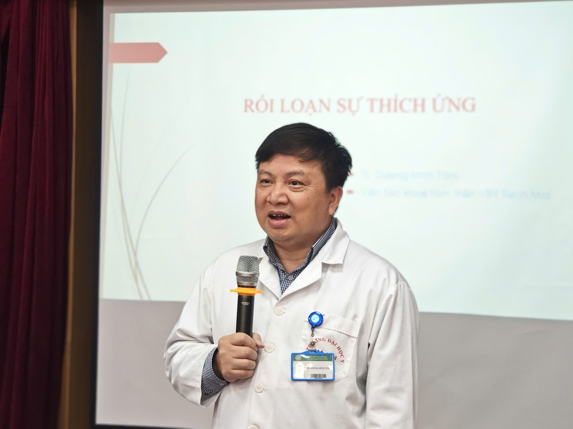 Chồng làm ăn thua lỗ, vợ lo lắng đến nhập viện tâm thần - Ảnh 1. Chồng làm ăn thua lỗ, vợ lo lắng đến nhập viện tâm thần - Ảnh 1.