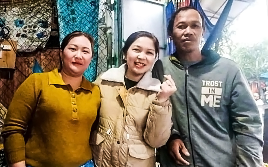 Rưng nước mắt khi biết người phụ nữ nghèo đánh rơi 1,5 triệu được 'lì xì' 100 triệu đồng - Ảnh 4.
