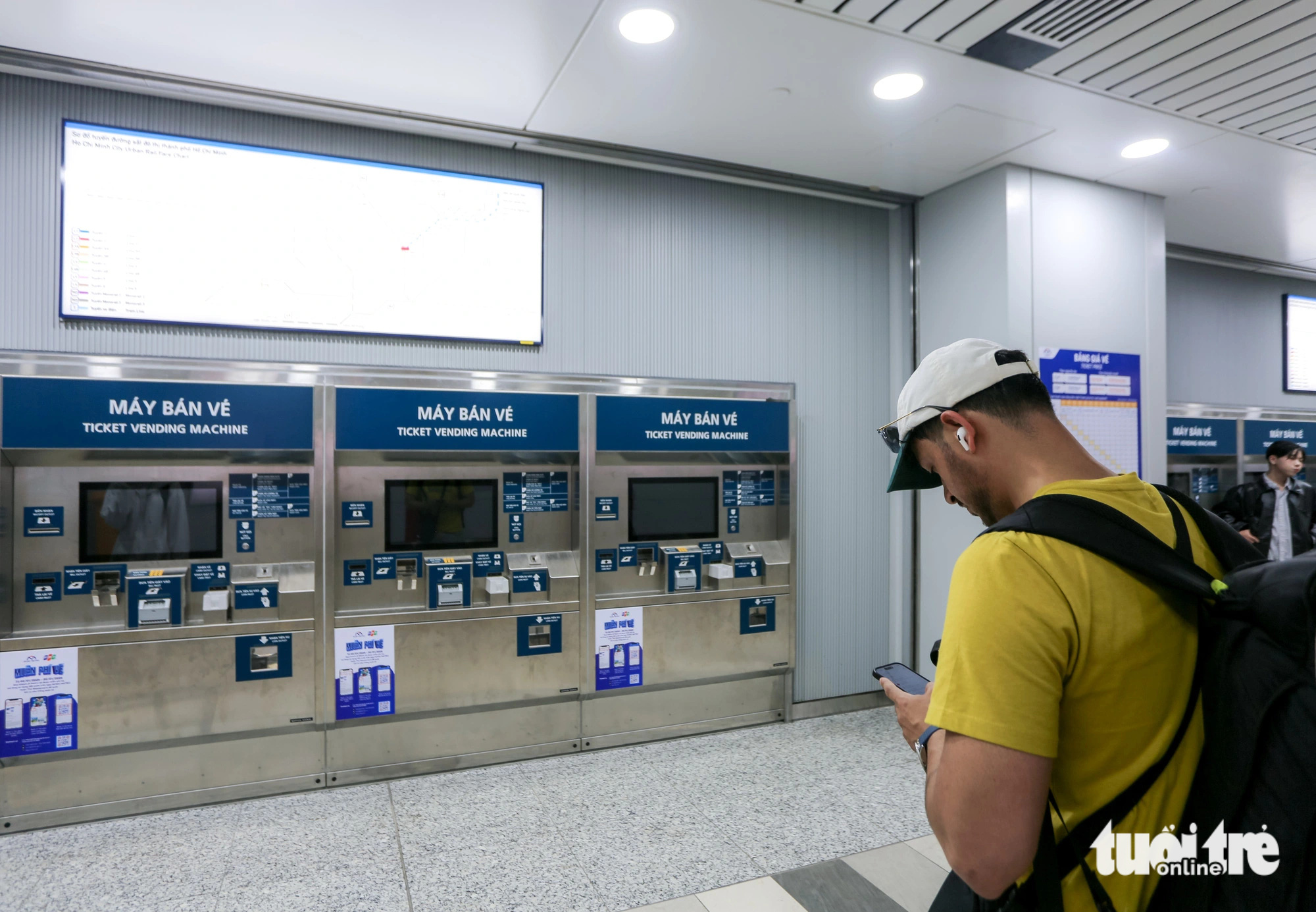 Ngày đầu quẹt thẻ, quét mã QR đi metro số 1 ra sao? - Ảnh 3.