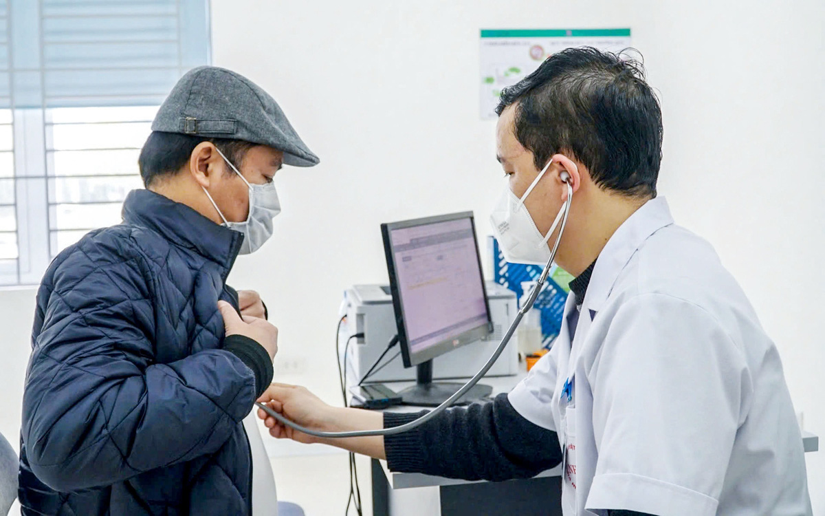 Hơn 20.000 bệnh nhân ung thư được miễn giấy chuyển tuyến theo quy định mới - Ảnh 2.