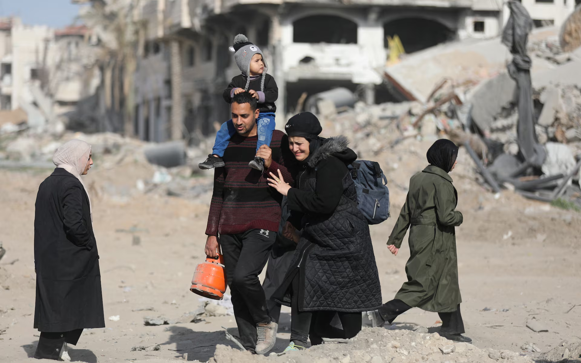 Dân tị nạn Gaza rồng rắn về nhà - Ảnh 4.