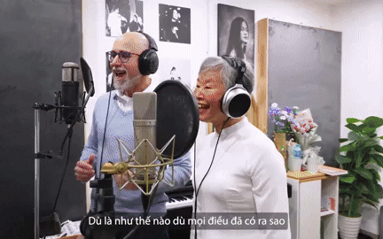 Nhạc sĩ Huy Tuấn cùng Nhan Phúc Vinh, Việt Hoa và Việt Hoàng chúc Tết độc giả Tuổi Trẻ Online - Ảnh 3.