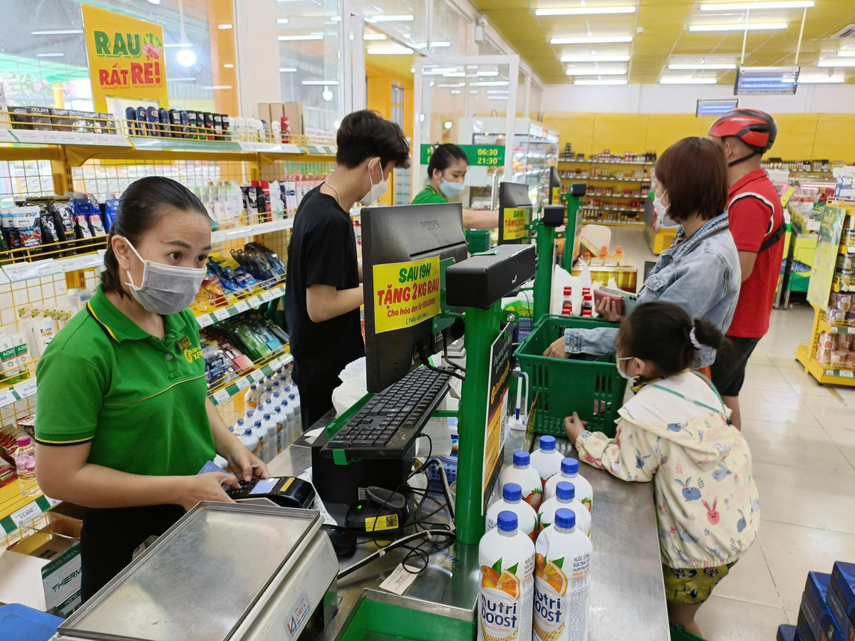 'Giàu' như Thế giới Di động, hơn 24.600 tỉ để ngân hàng, cả nghìn tỉ bỏ vào trái phiếu - Ảnh 1.