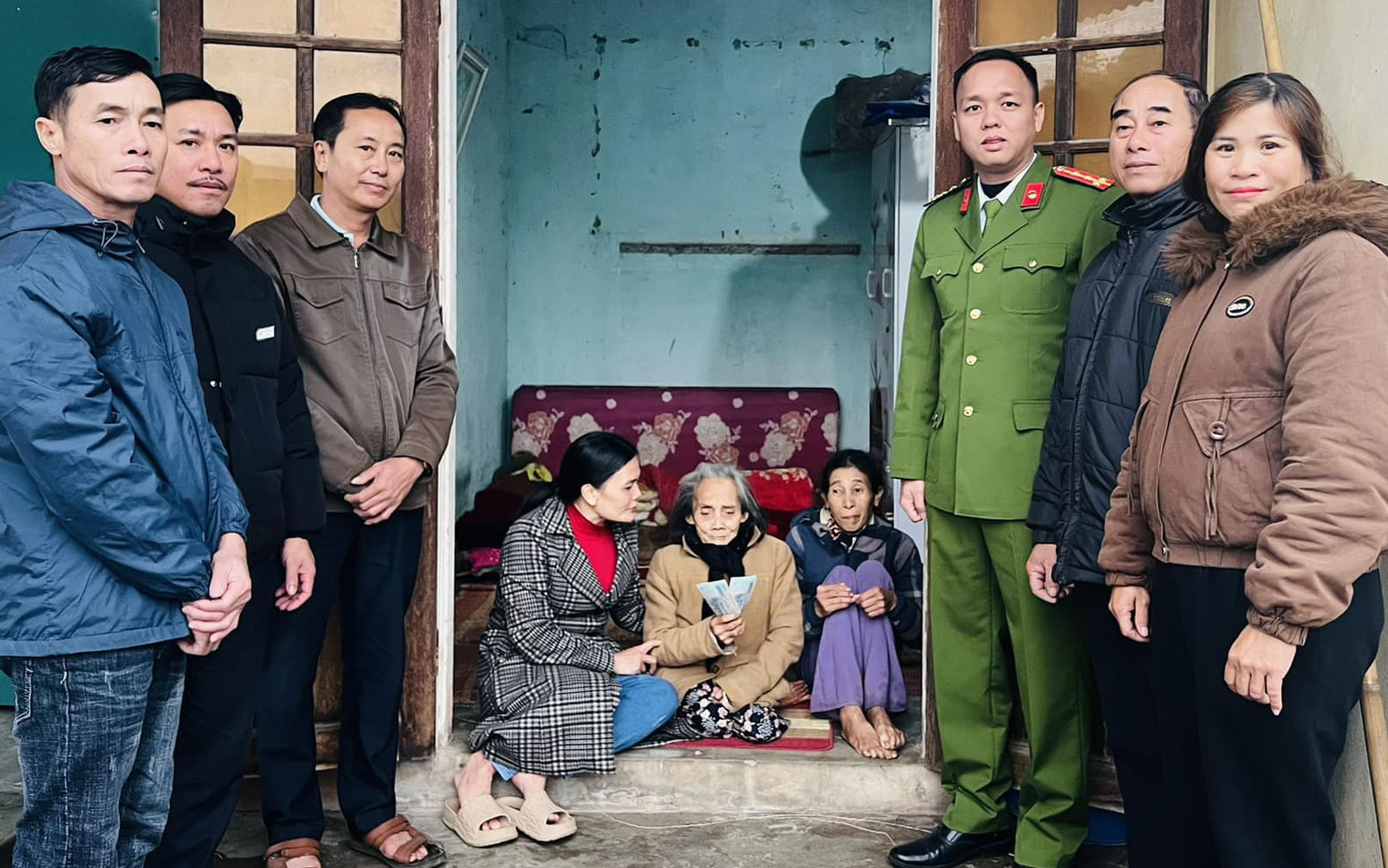 Cái tết vui nhất đời của người phụ nữ mất tiền rồi được lì xì hơn 150 triệu đêm giao thừa - Ảnh 2.