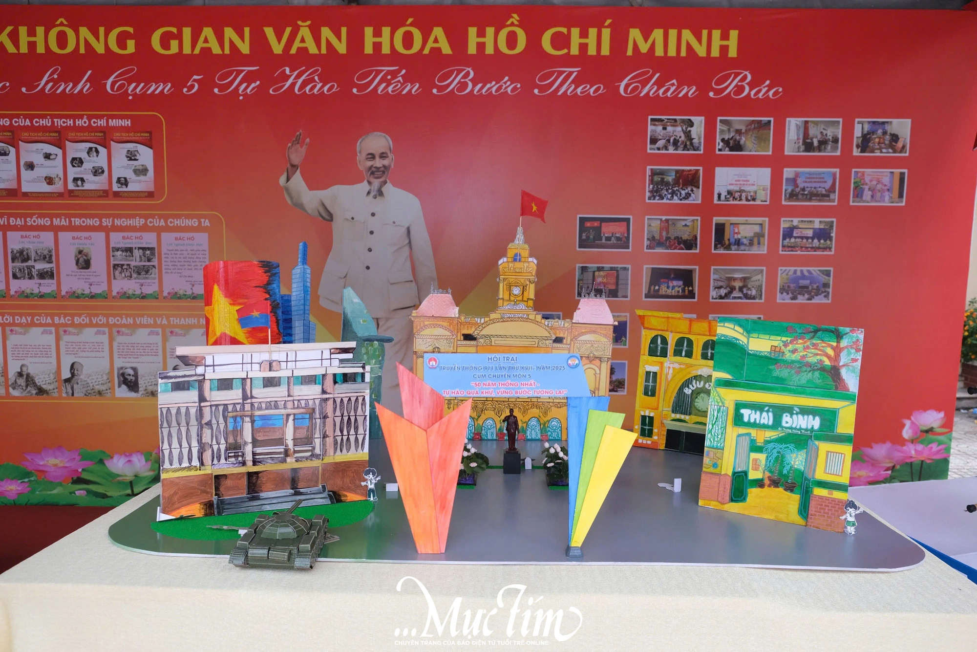 Học sinh nhìn ngắm dấu ấn lịch sử tại Hội trại truyền thống 9-1 cụm 5- Ảnh 8.