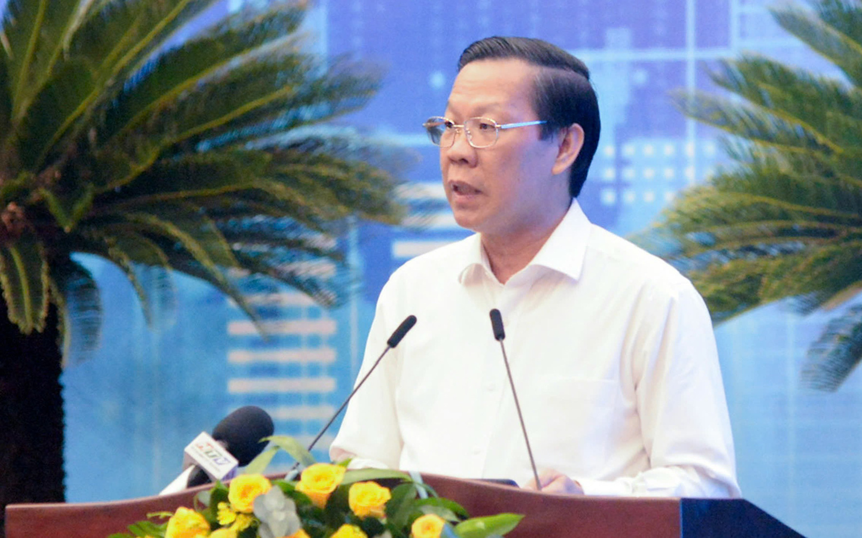 Làm việc với Thủ tướng, TP.HCM xin tháo gỡ 12 dự án vướng mắc - Ảnh 4.