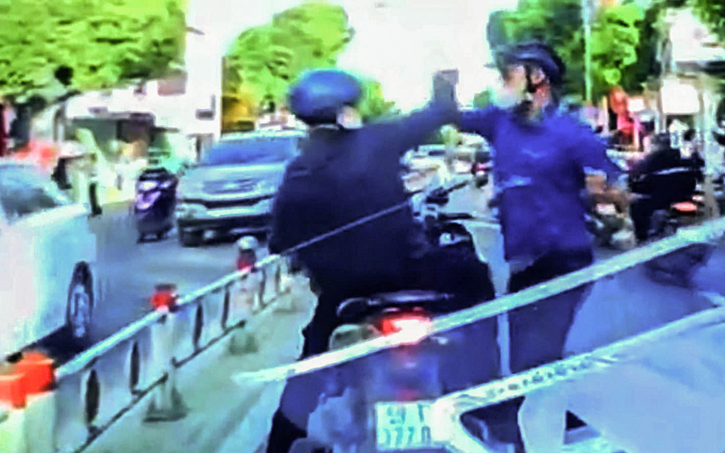 Va chạm giao thông: Cách hạ hỏa, ứng phó với người manh động - Ảnh 4.