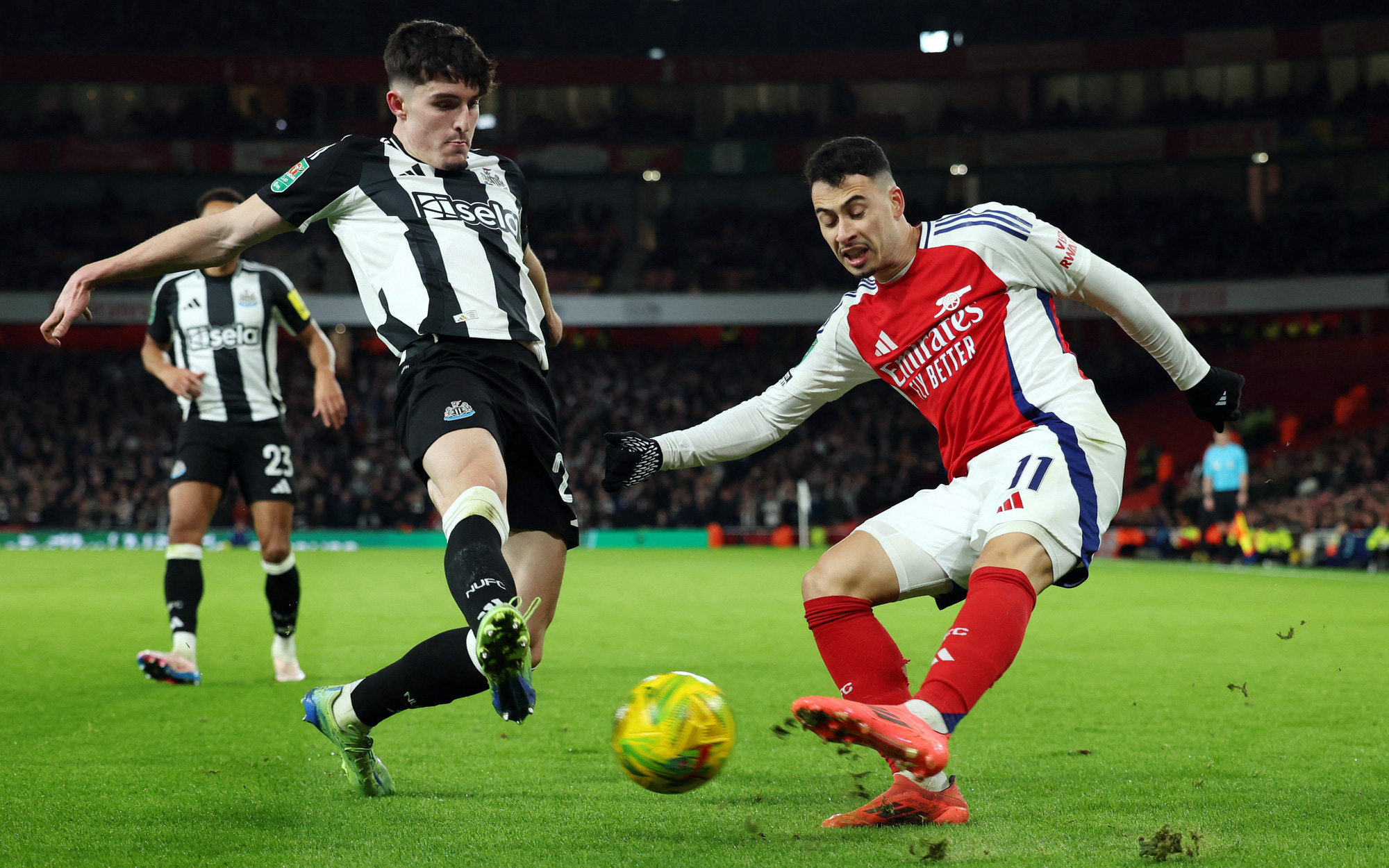 Tin tức thể thao sáng 19-1: Arsenal bị cầm chân, - Ảnh 4.