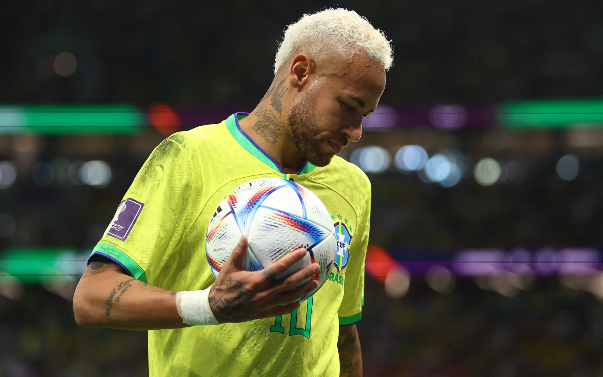 Neymar đến Santos ký hợp đồng bằng trực thăng riêng - Ảnh 2.