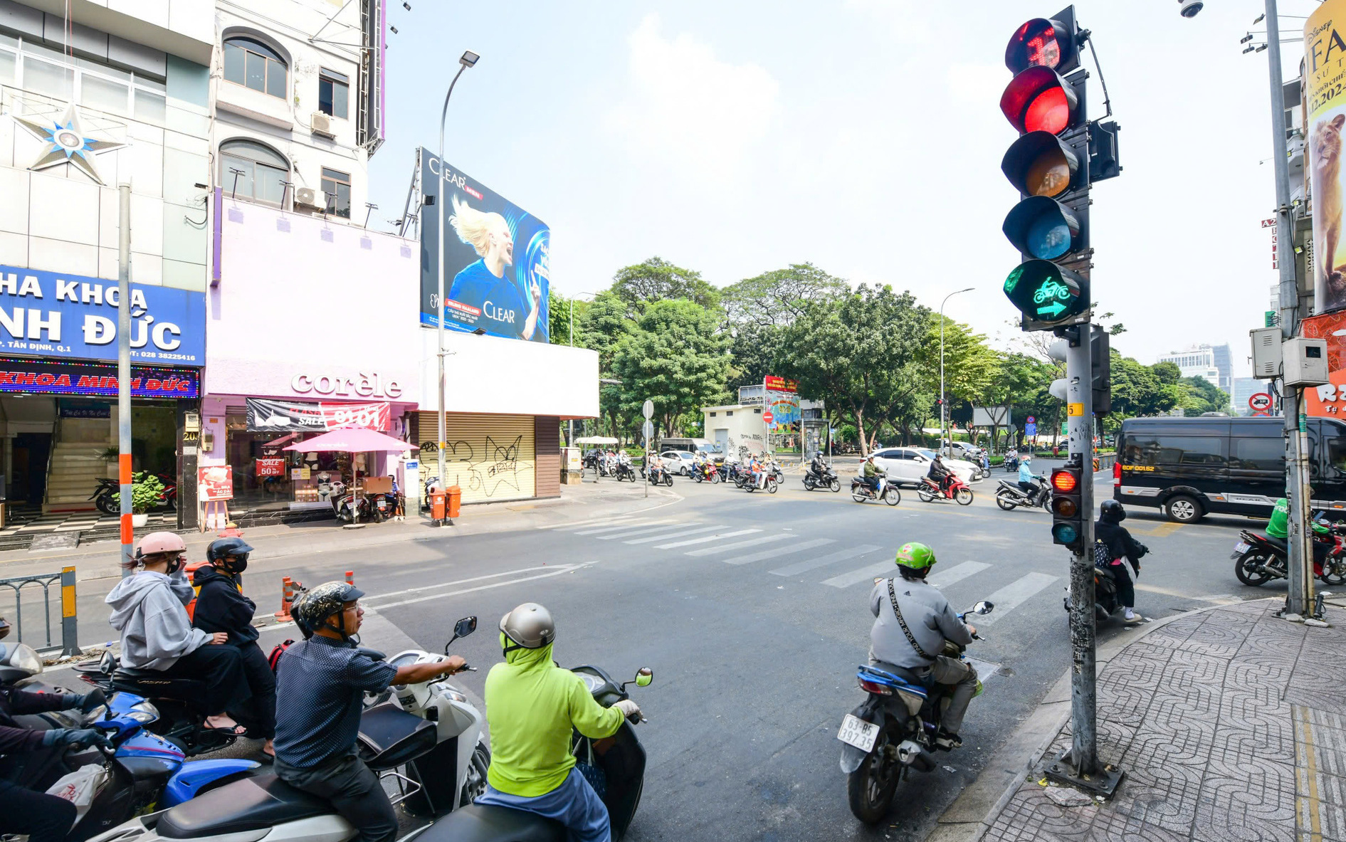 Phó giám đốc Sở GTVT TP.HCM: Sẽ có đánh giá và phương hướng tổ chức lại tín hiệu đèn giao thông - Ảnh 3.
